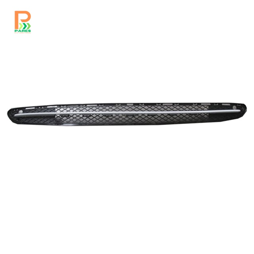 OEM NO 2038800905 UYUMLU MERCEDES C CLASS W203 00/07 ÖN TAMPON PANJURU SİYAH (GÜNÜŞ GRİ ÇITALI) (AVANTGARD/AMG)