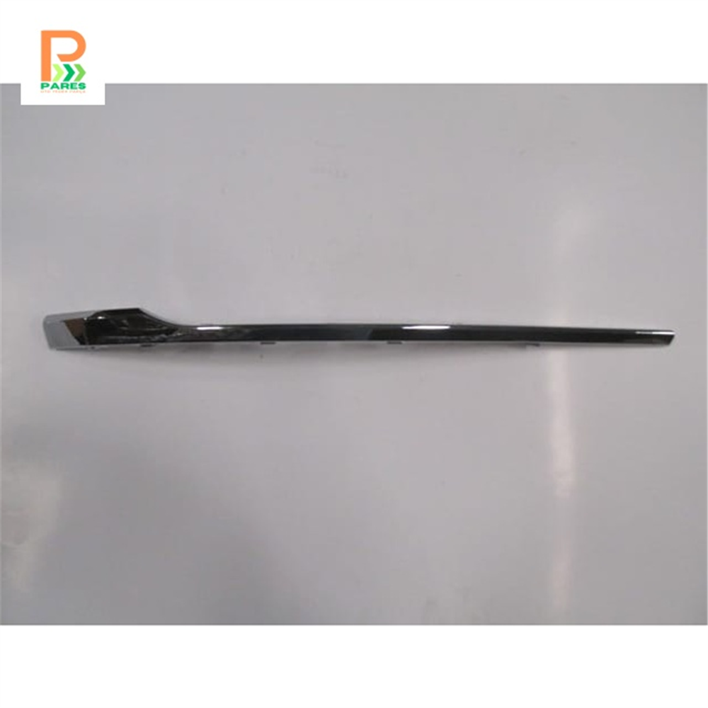 OEM NO 3G08532542ZZ UYUMLU VOLKSWAGEN PASSAT B8 14/18 ÖN TAMPON PANJURU YAN ÇITASI SAĞ NİKELAJLI 