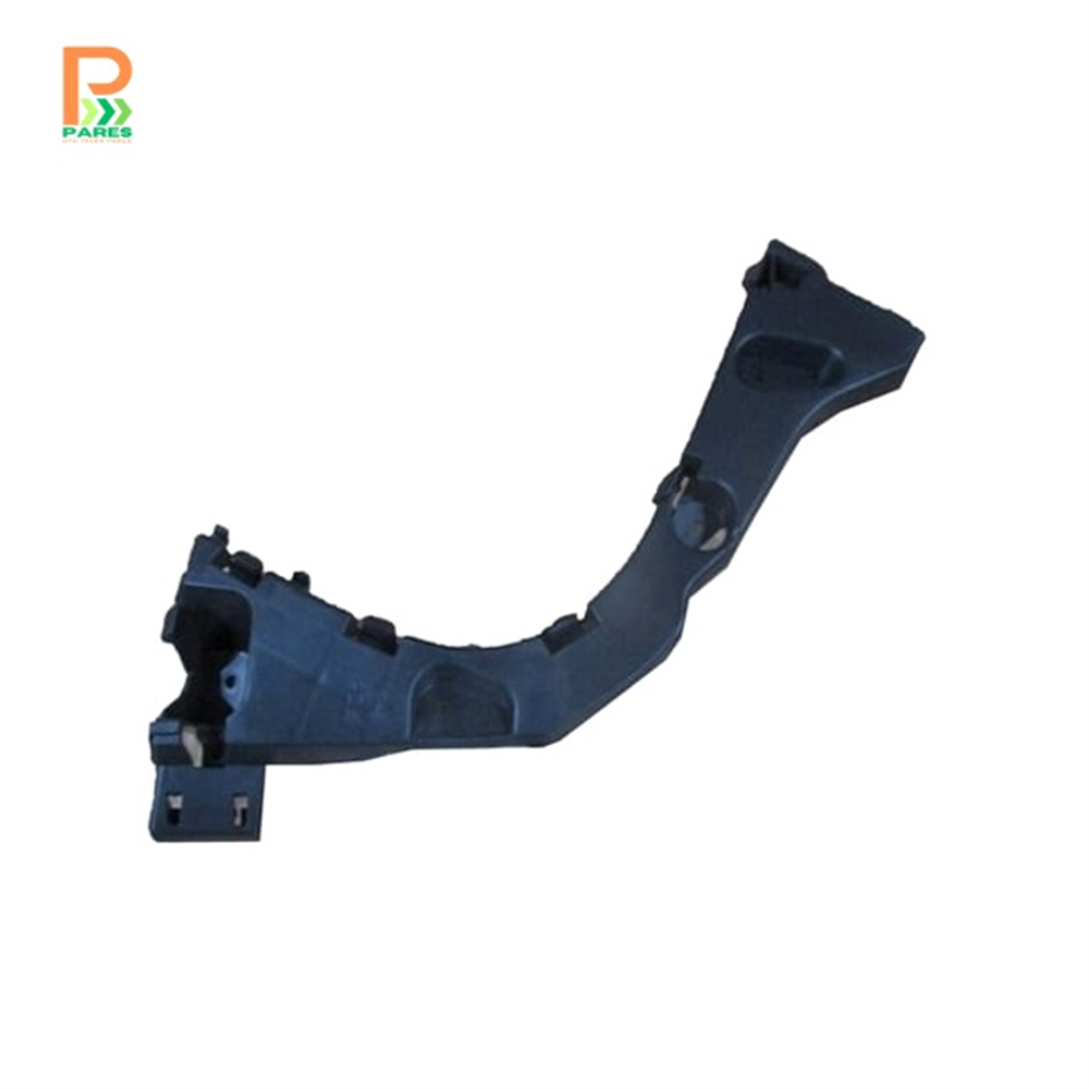 OEM NO F1EB17E850FA UYUMLU FORD FOCUS HB 15/18 ARKA TAMPON BAĞLANTI BRAKETİ SAĞ PLASTİK 