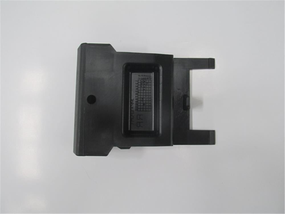 OPEL ASTRA- G- SD/HB- 99/09; MARŞPİYEL PLASTİĞİ ARKA KRİKO KAPAĞI SOL TARAF 
