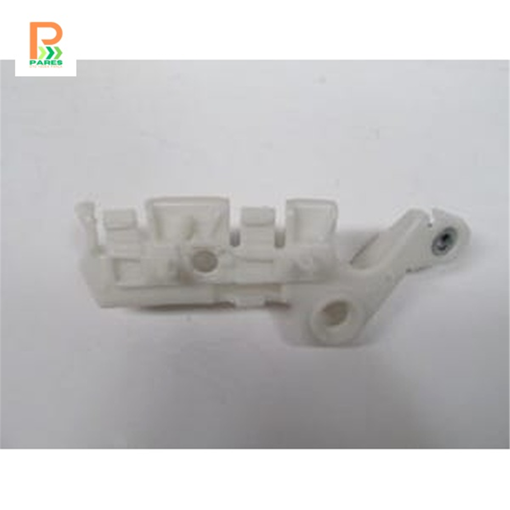 RENAULT MEGANE- 3- HB- 2014-2015- ÖN TAMPON BAĞLANTI BRAKETİ SOL TARAF (YAN KULAĞA BAĞLANAN) 