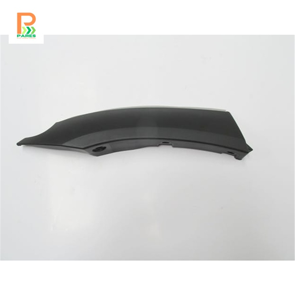 SUZUKI GRAND VITARA- 1998-2002- ARKA ÇAMURLUK AĞZI PLASTİĞİ SAĞ TARAF 
