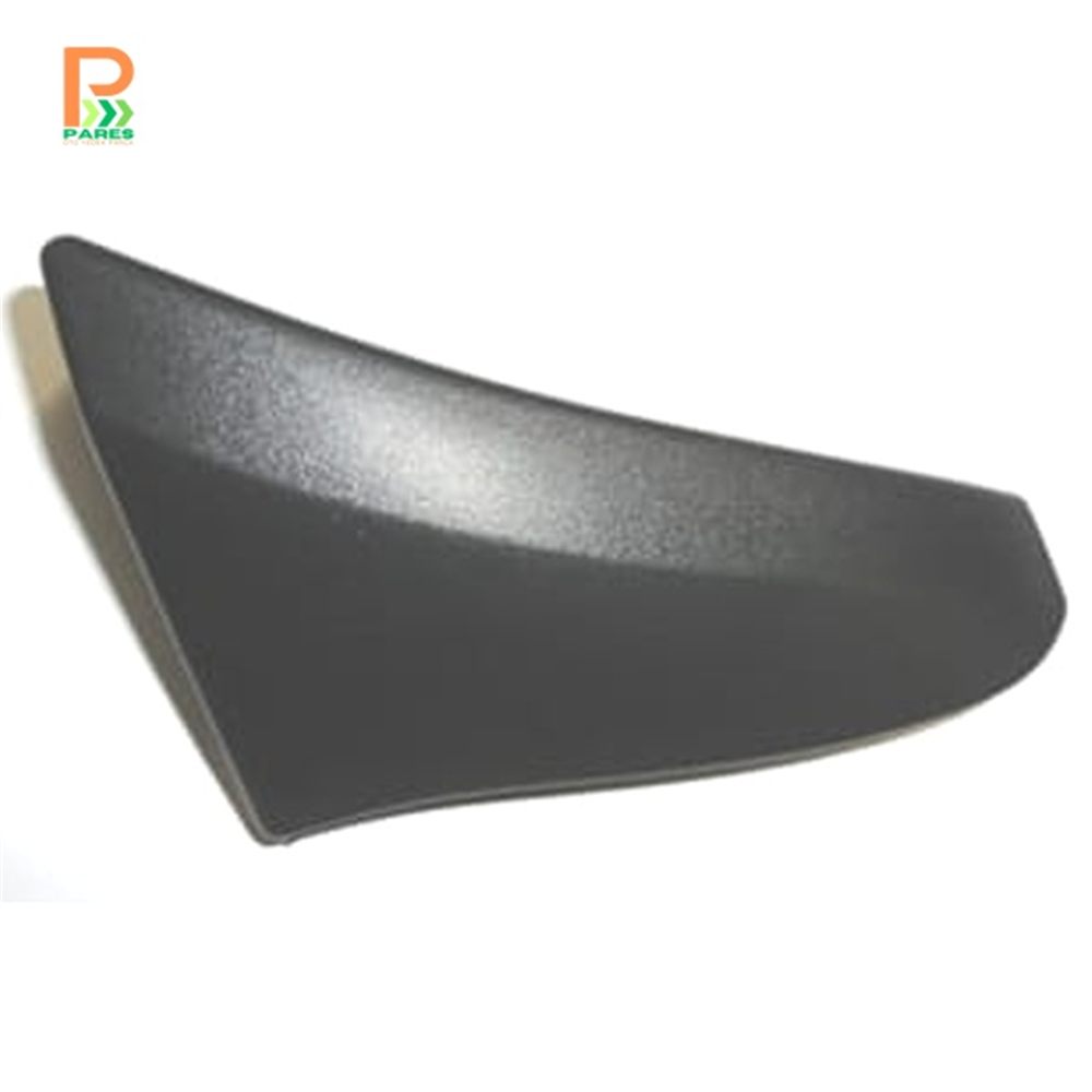 SUZUKI GRAND VITARA- 1998-2002- ÖN TAMPON YAN UÇ PLASTİĞİ SOL TARAF (KÖŞE UÇ KISMA TAKILAN) SİYAH