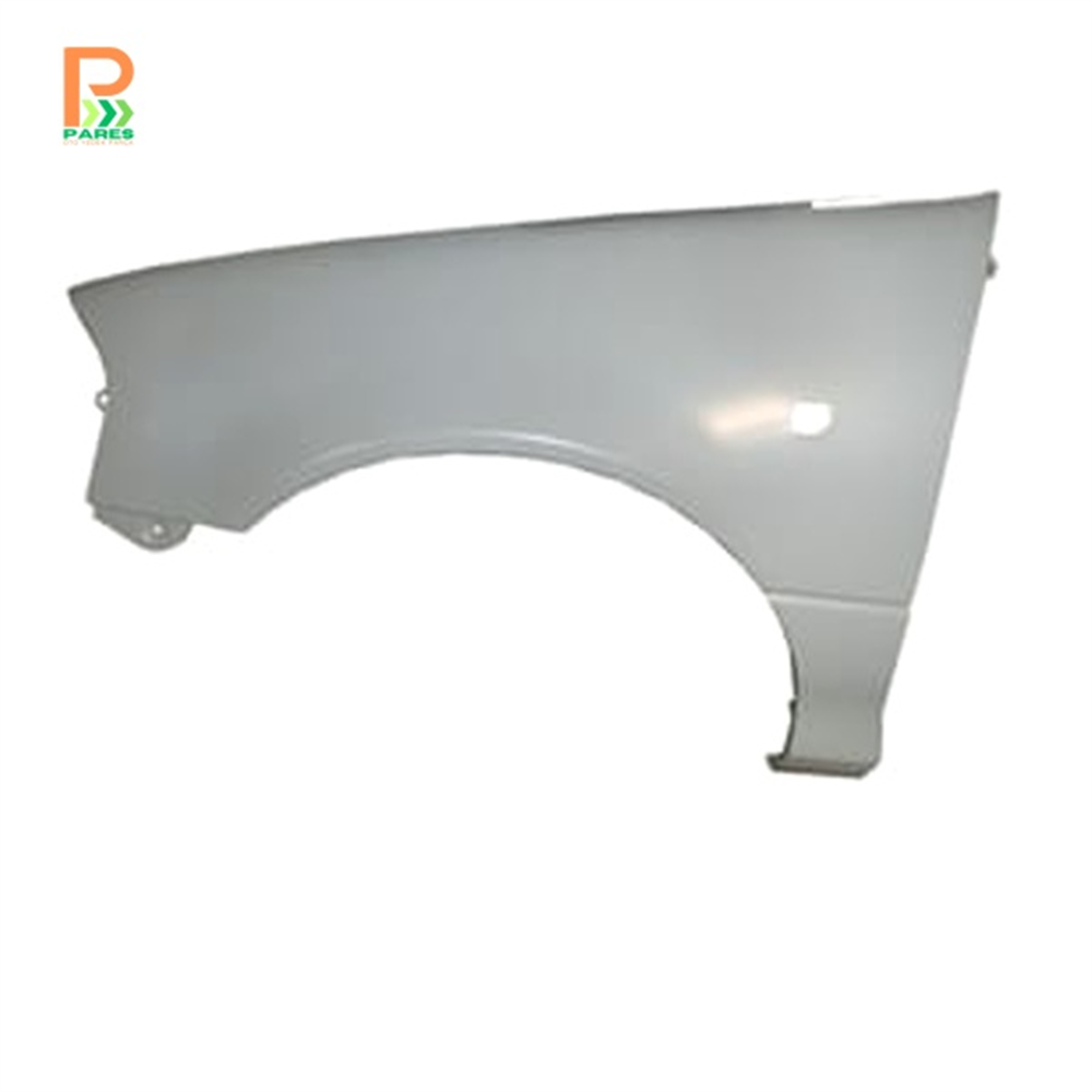 SUZUKI SWIFT- SD/HB- 97/04; ÖN ÇAMURLUK DELİKLİ SOL TARAF 