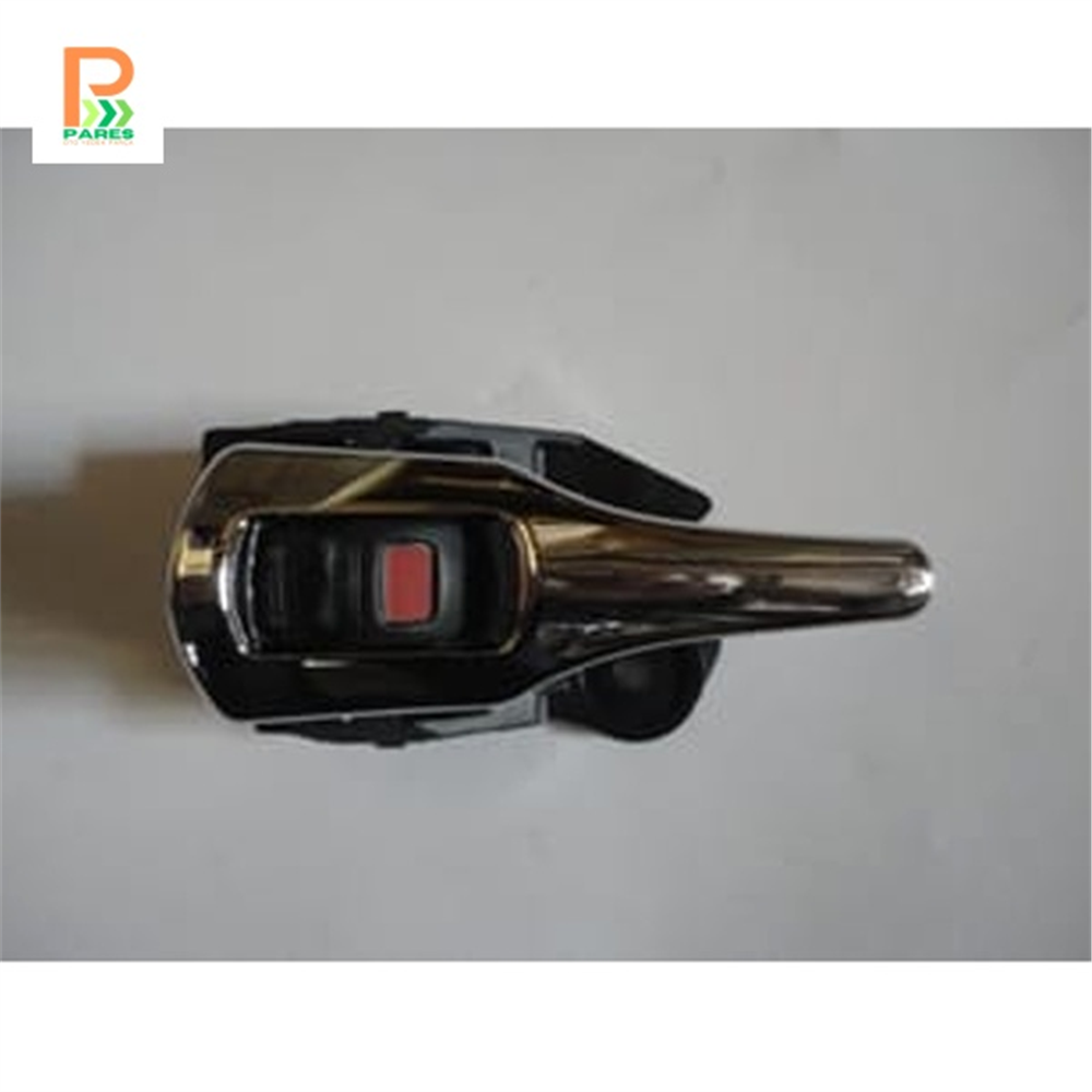 TOYOTA COROLLA- E150- 2007-2013- ÖN KAPI İÇ AÇMA KOLU SOL TARAF NİKELAJLI 