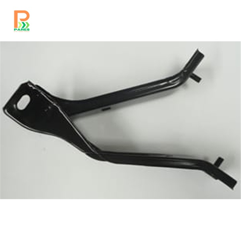 TOYOTA HILUX- PICK UP LN85- 89/97; ÖN ÇAMURLUK İÇ BAĞLANTI BRAKETİ SAĞ TARAF 