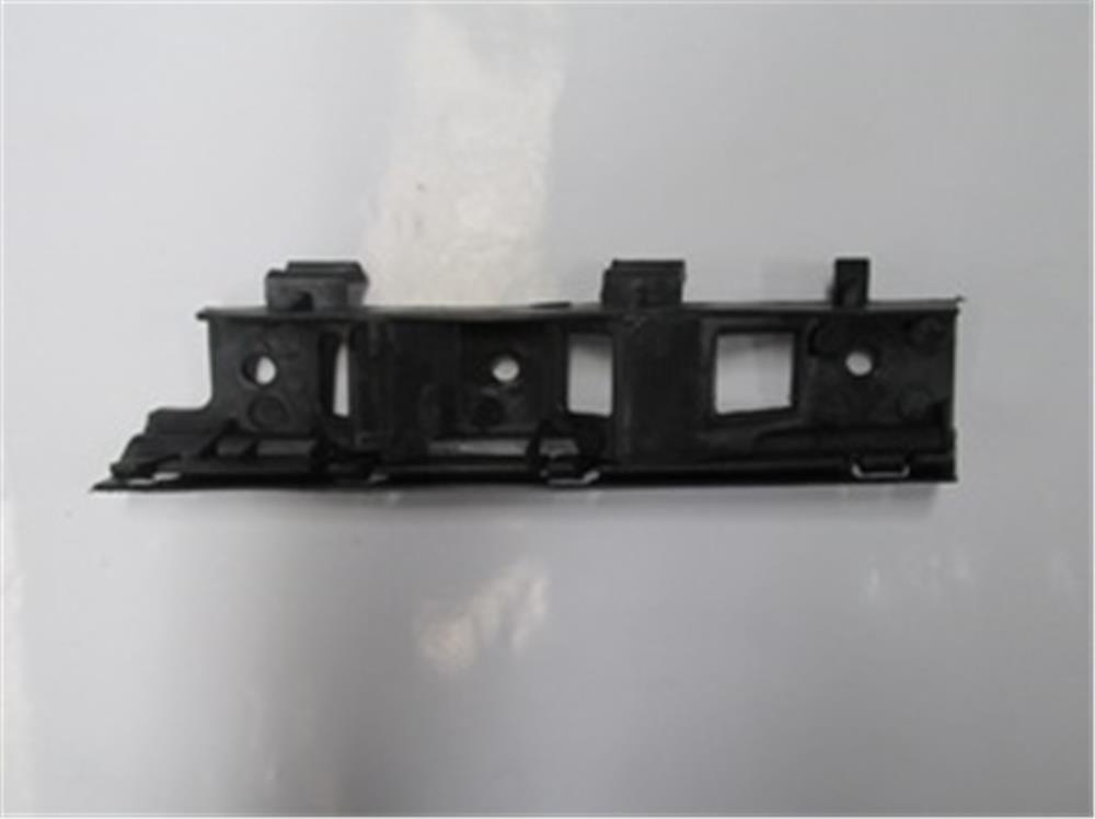 VOLKSWAGEN PASSAT- B6- 05/10; ÖN TAMPON BRAKETİ ÜST SOL TARAF PLASTİK 