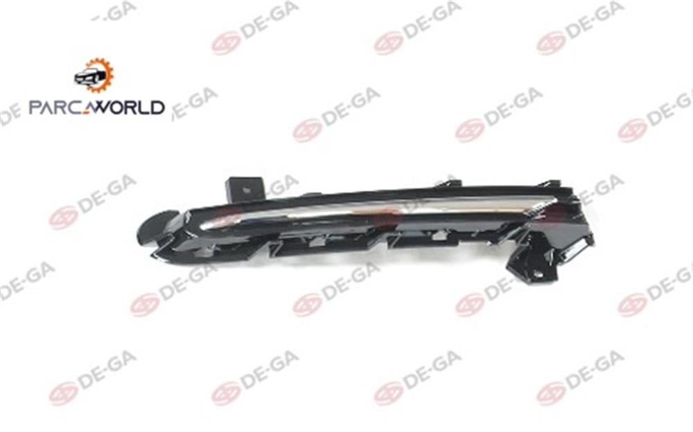 Volvo V40 Ön Tampon Panjuru Krom Kuşaklı Sol 2012