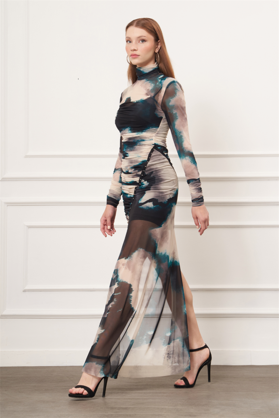 Batik Desenli Drape Detaylı Elbise