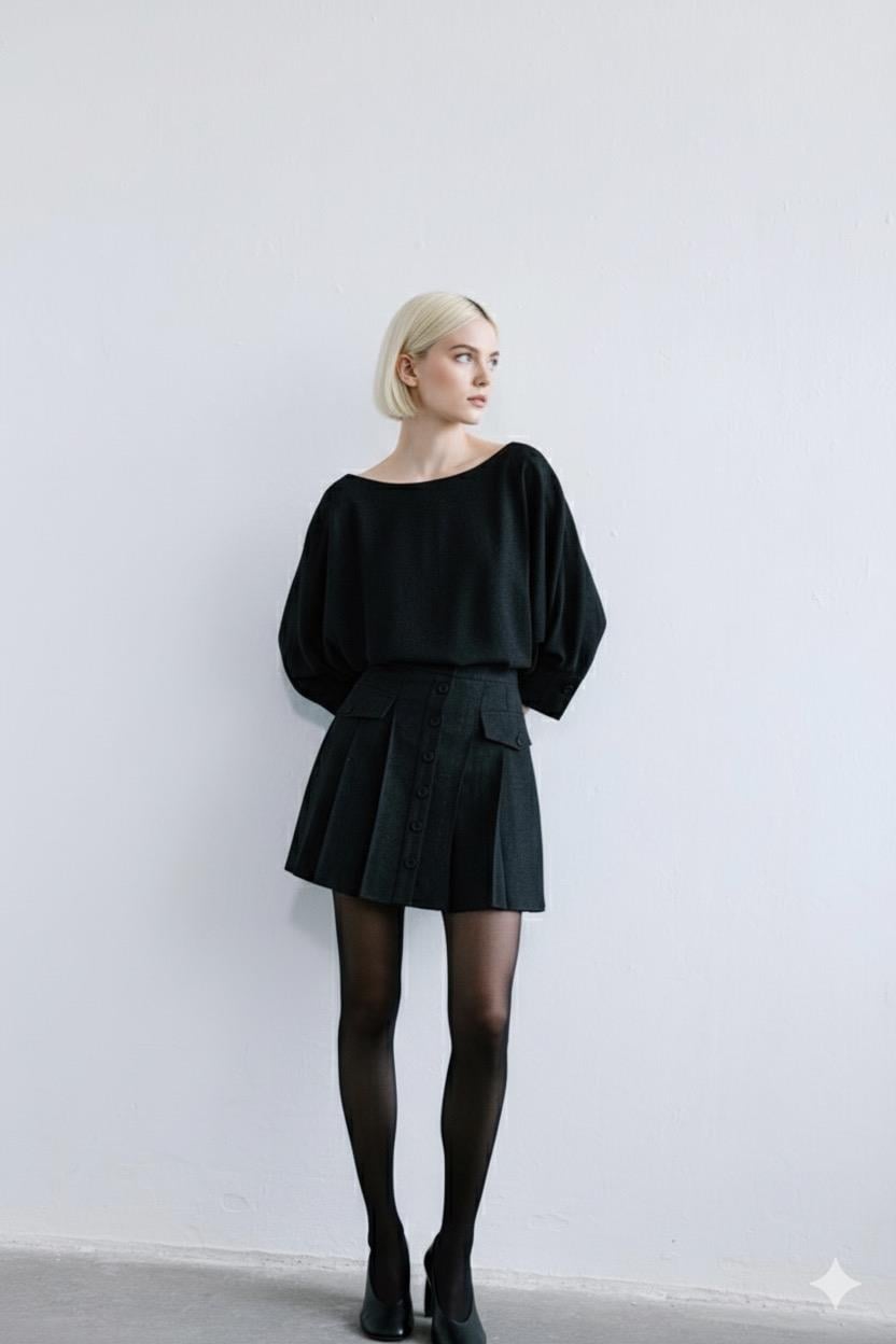 Sim Ekoseli Sırt Dekolte Detaylı Siyah Bluz