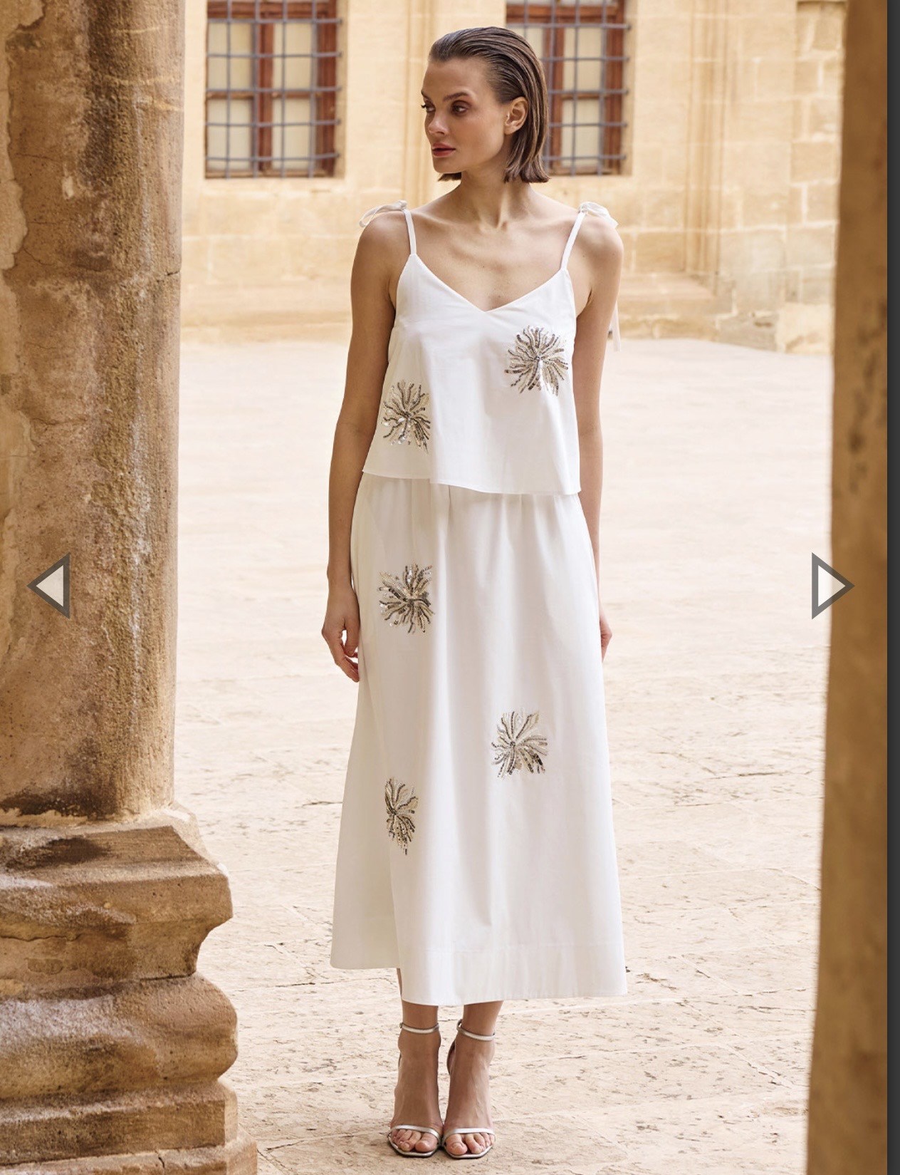 COTTON KUMAŞ NAKIŞ DETAYLI KOLSUZ ELBİSE