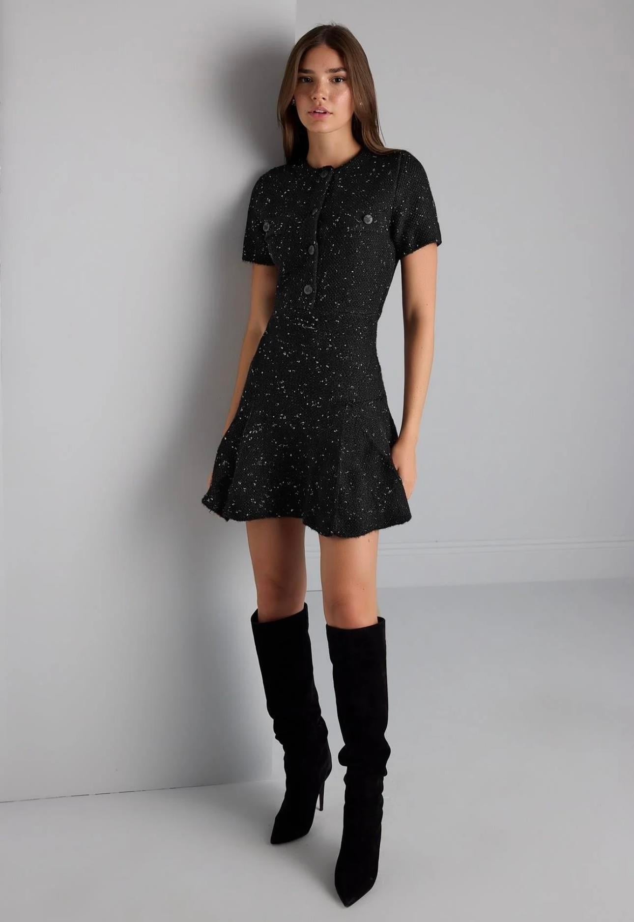 Düğme Detaylı Simli Siyah Mini Triko Elbise