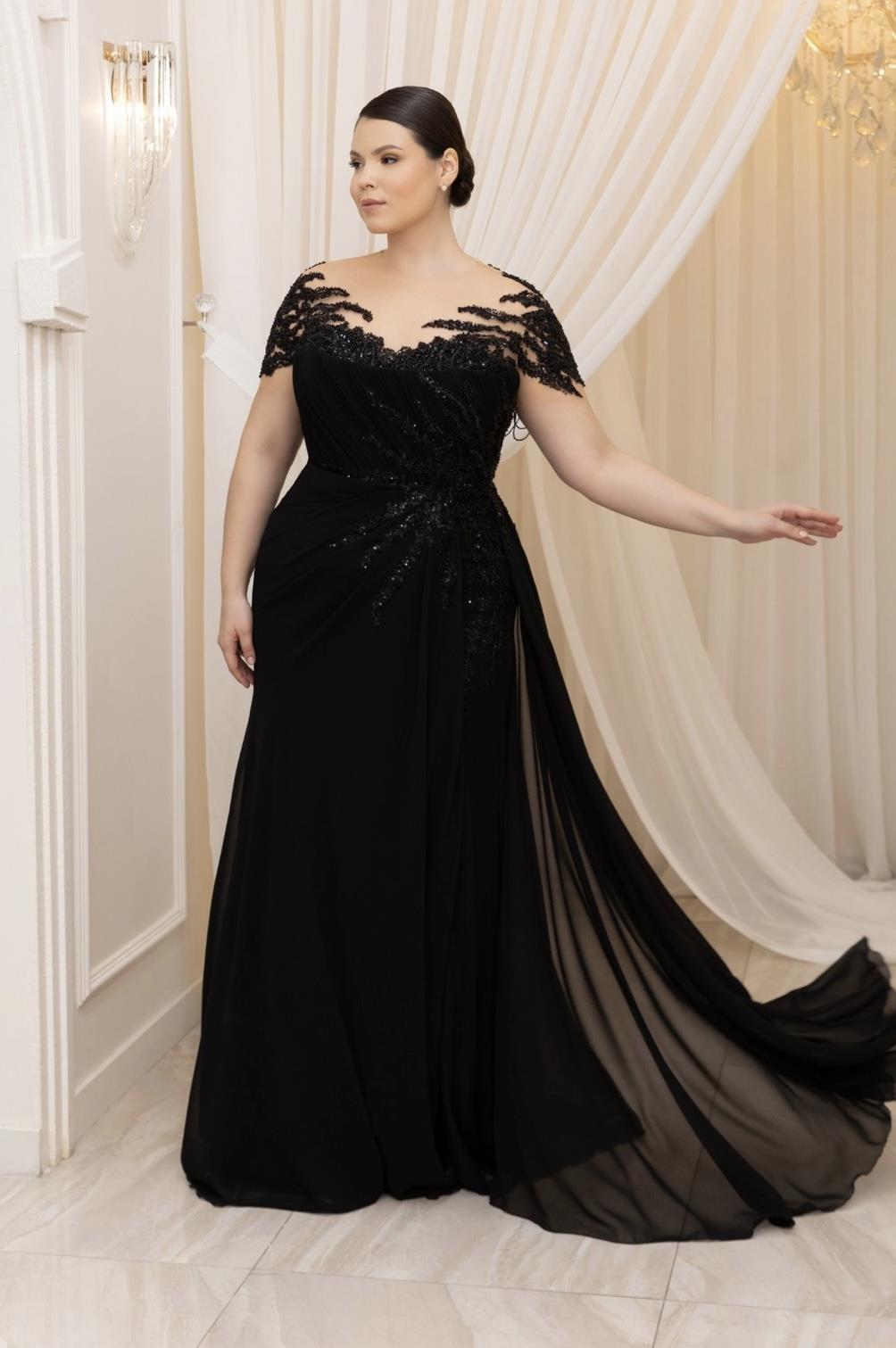 Siyah Gebiyerli Güpür Ve İşlemeli Eldivenli Büyük Beden Abiye