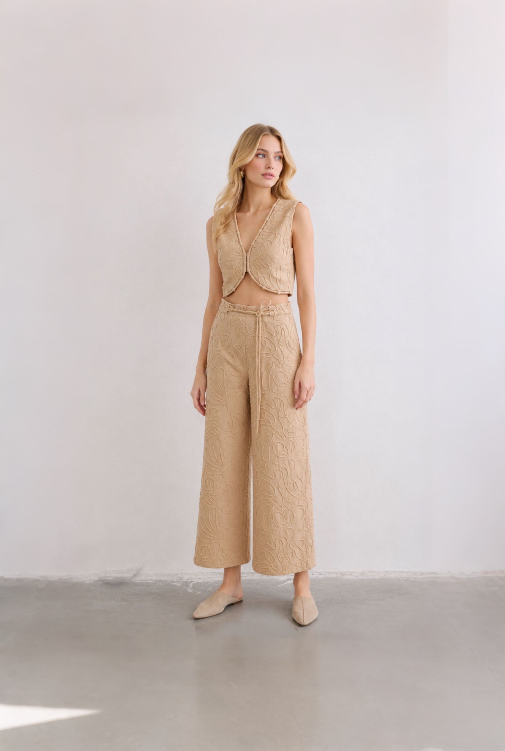 Yandan Fermuarlı Bol Paça Camel Pantolon