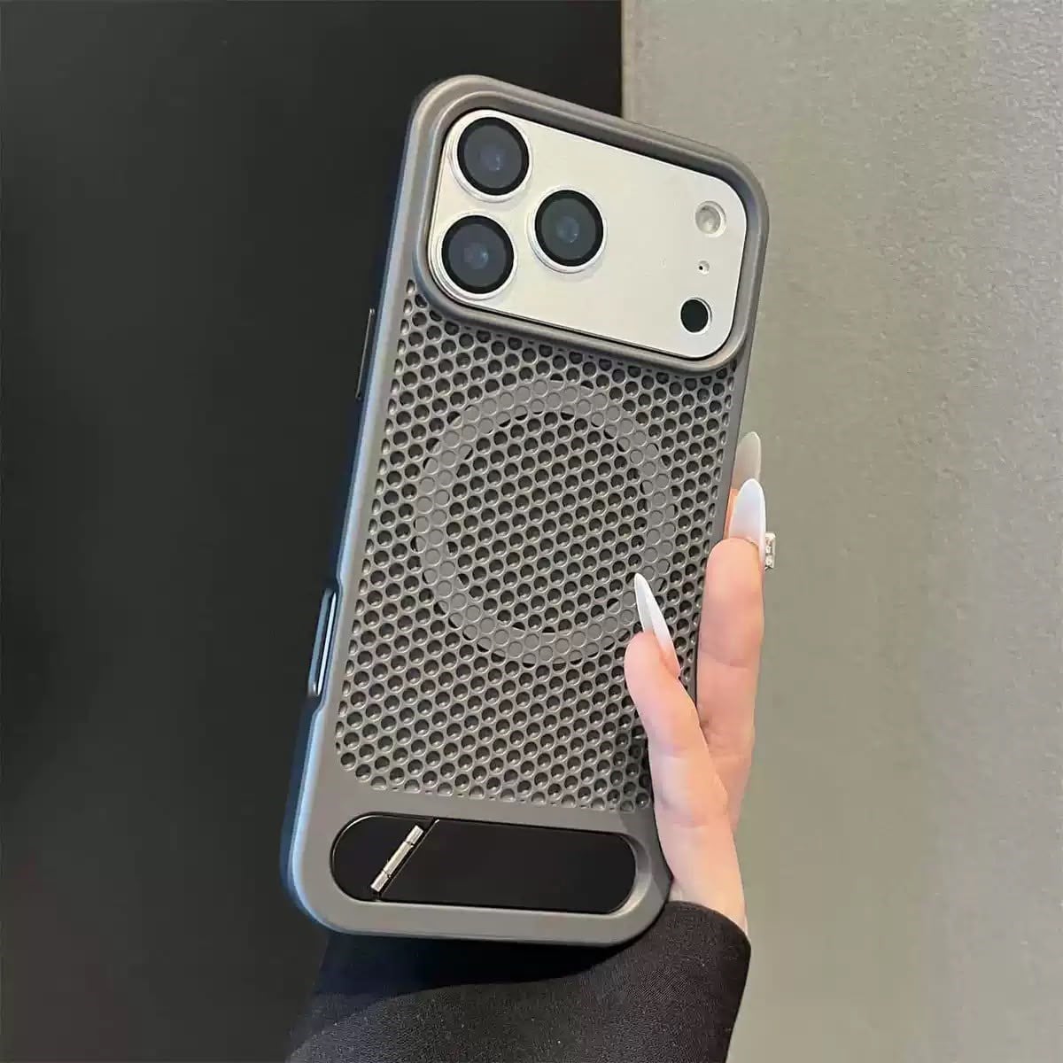 Honeycomb Petek Desenli Standlı Kılıf Siyah Renkli