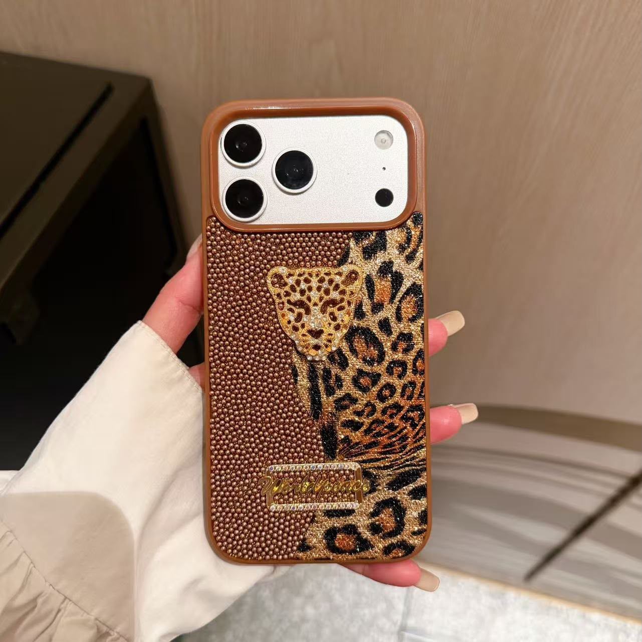 Luxury Leopar İnci Motifli Kılıf Kahve Renkli