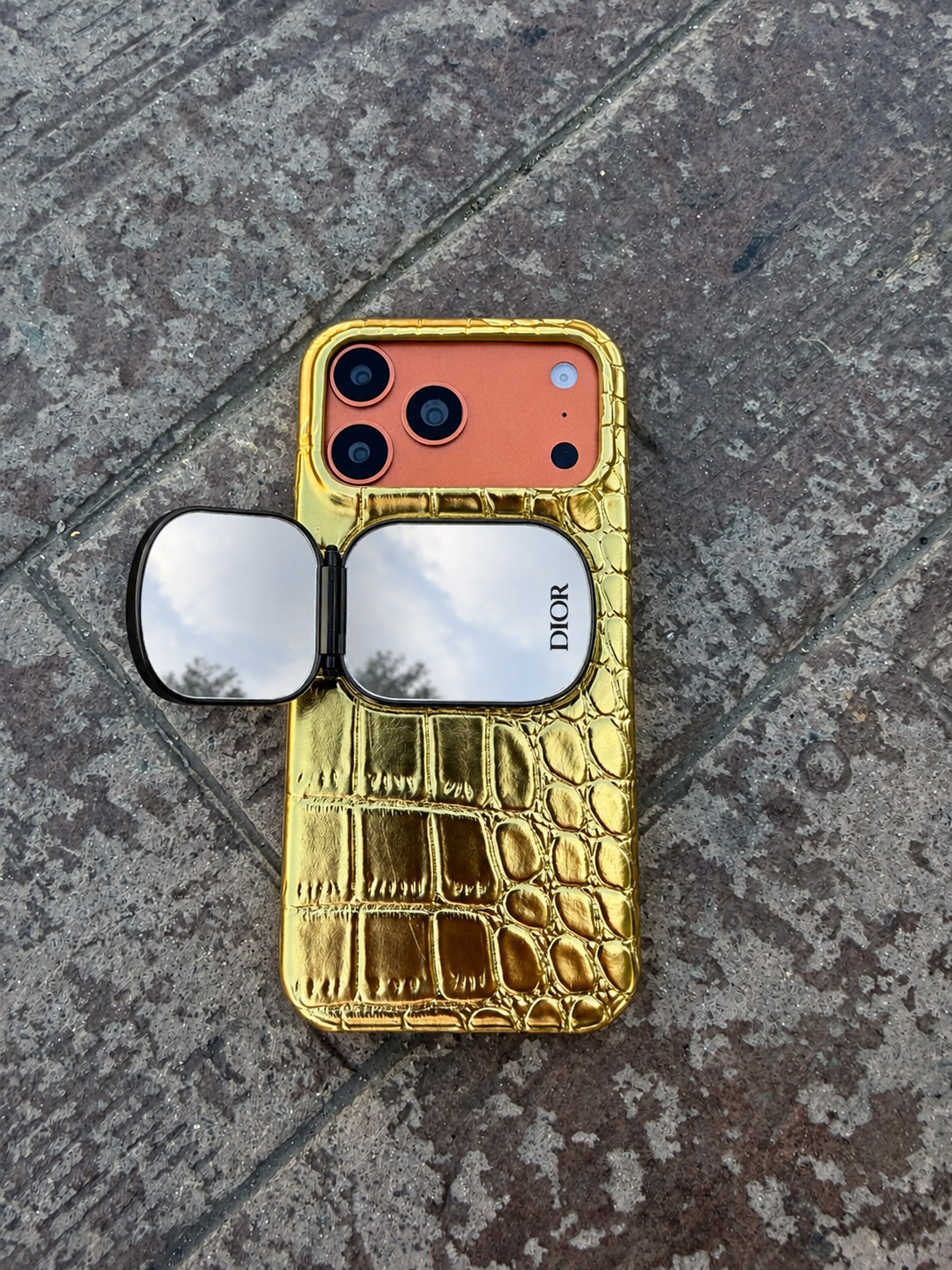Luxury Snake Deri Görünmlü Dior Aynalı Kılıf Gold Renkli