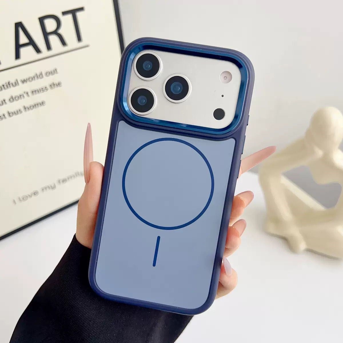 SoftArt Magsafe Özellikli Mat Silikon Kılıf Lacivert Renkli