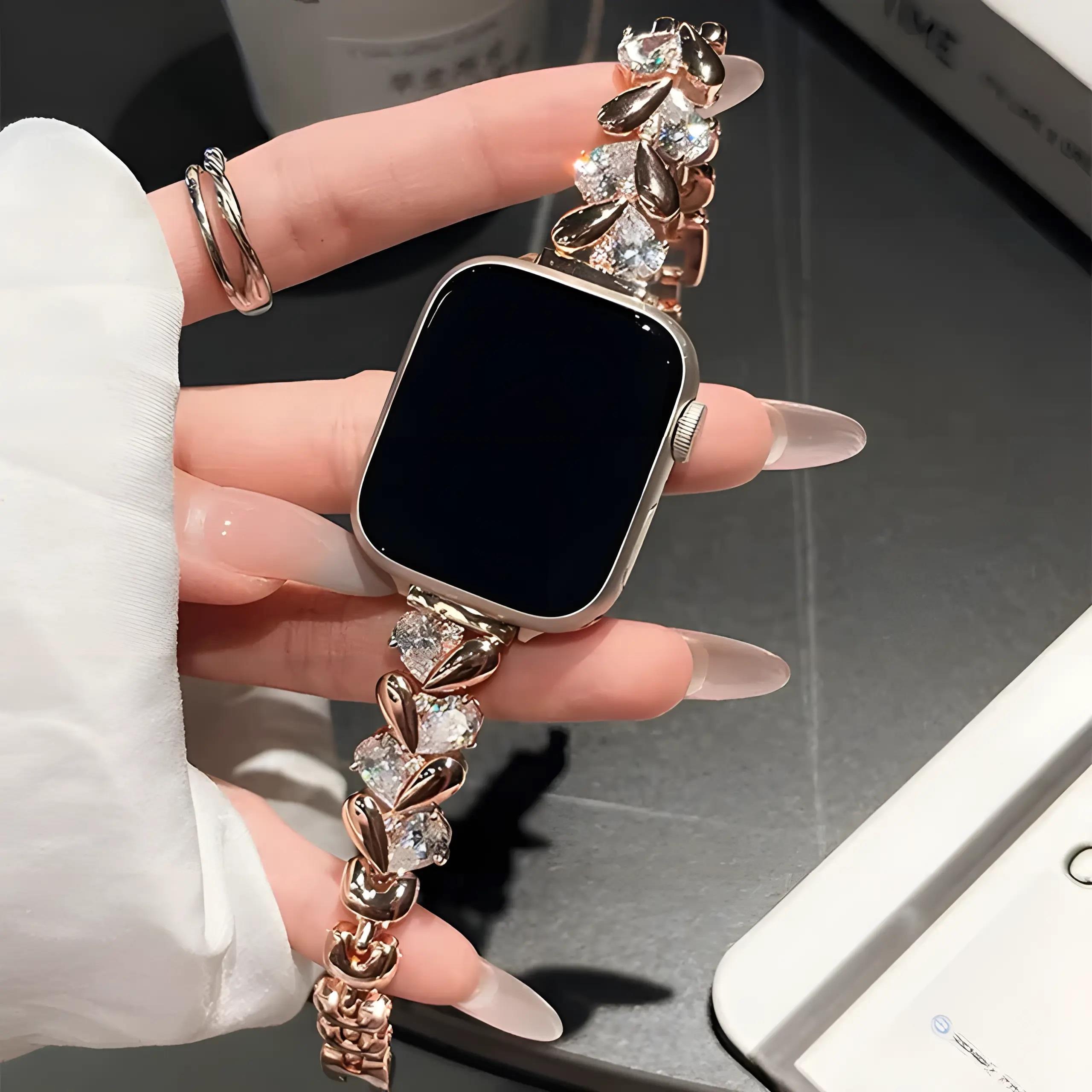 Apple watch Serisi İçin Özel Taşlı Çelik Kasa ve Kordon Takım Gold Renkli