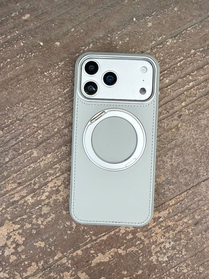 Armor Deri Standlı Magsafe Özellikli Premium Kılıf Gri Renkli