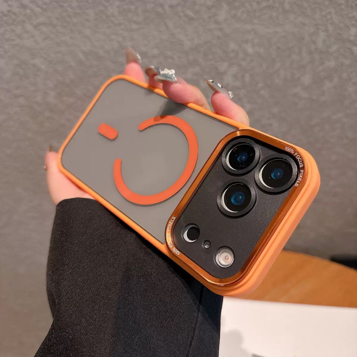 Crystal Shield MagSafe Kamera Korumalı Şeffaf Kılıf Turuncu Renkli