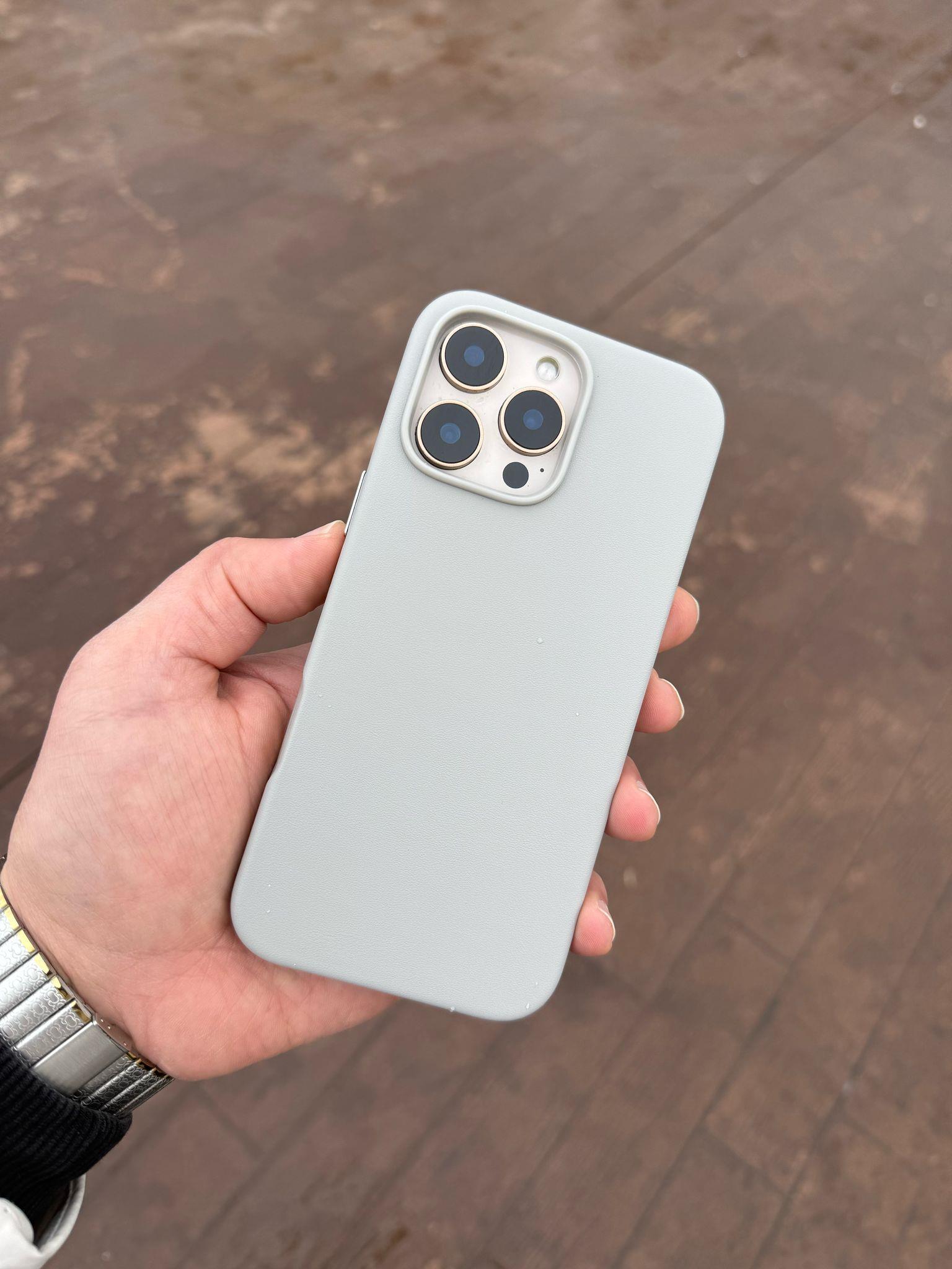 Deri Magsafe Özelikli Luxury Telefon Kılıfı Titanyum Renkli