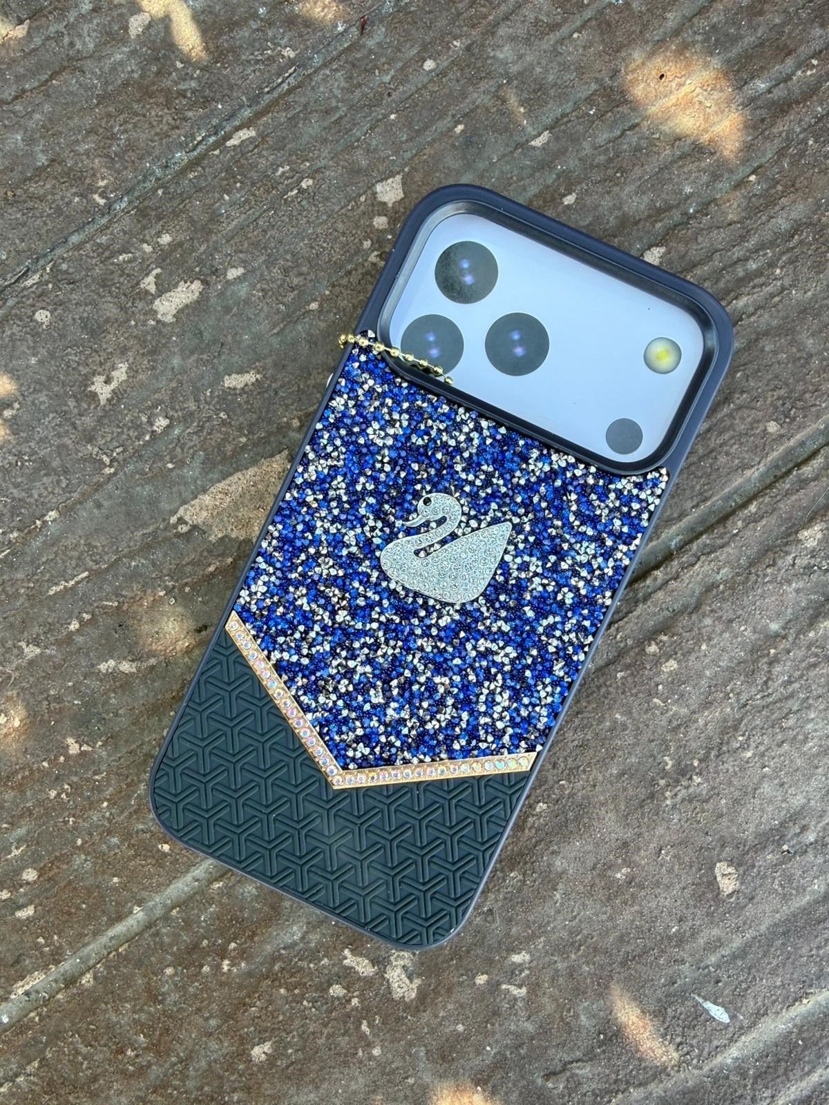 Diamond Kuğu Motifli Taşlı Luxury Kılıf Lacivert Renkli