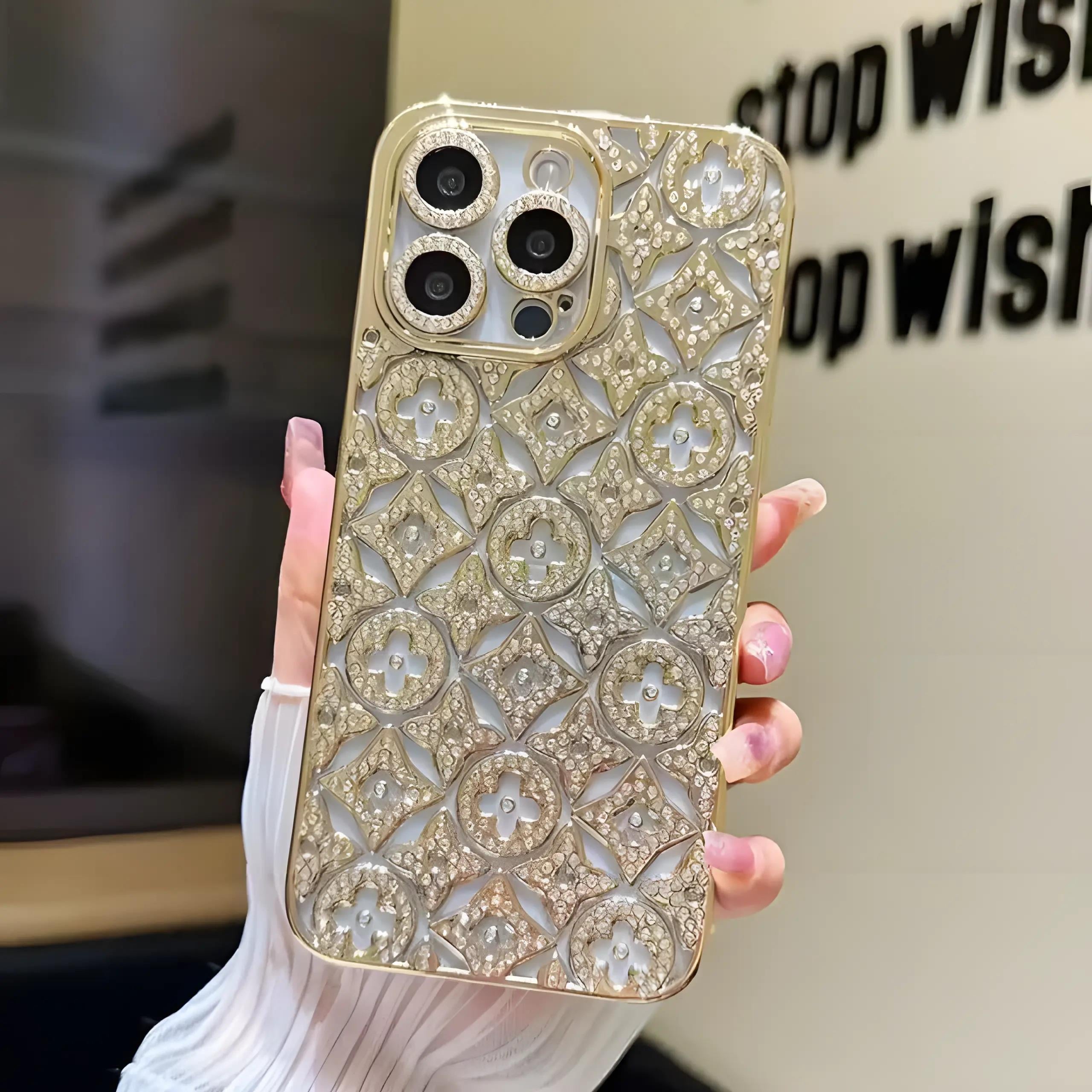 Kamera Ve Lens Korumalı Parlak Diamond Taşlı Telefon Kılıfı Gold Renkli
