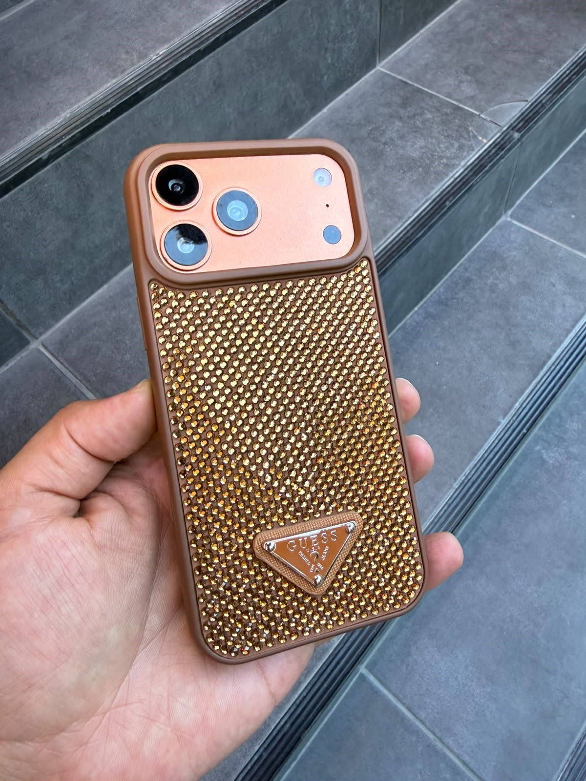 PRD Taşlı Luxury iPhone Kılıfı Kahve Renkli