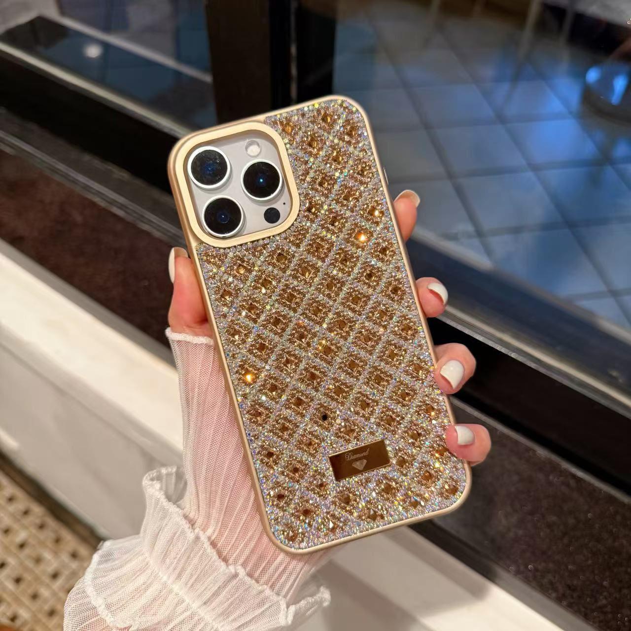 Swaroski Taşlı Özelikli Baklava Desenli  Çöl Titanyum  renk Telefon Kılıfı