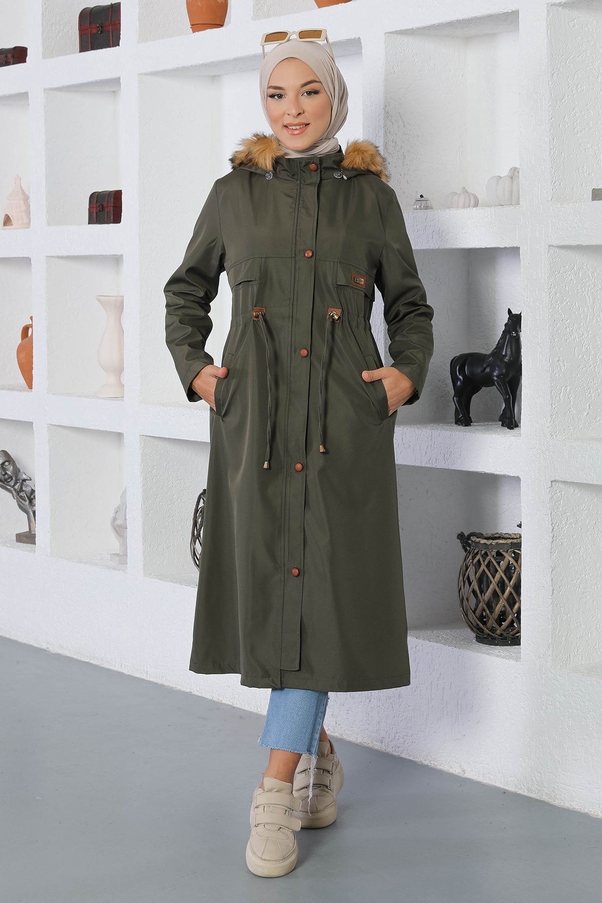 Bağcık Detaylı Mont Haki 15800