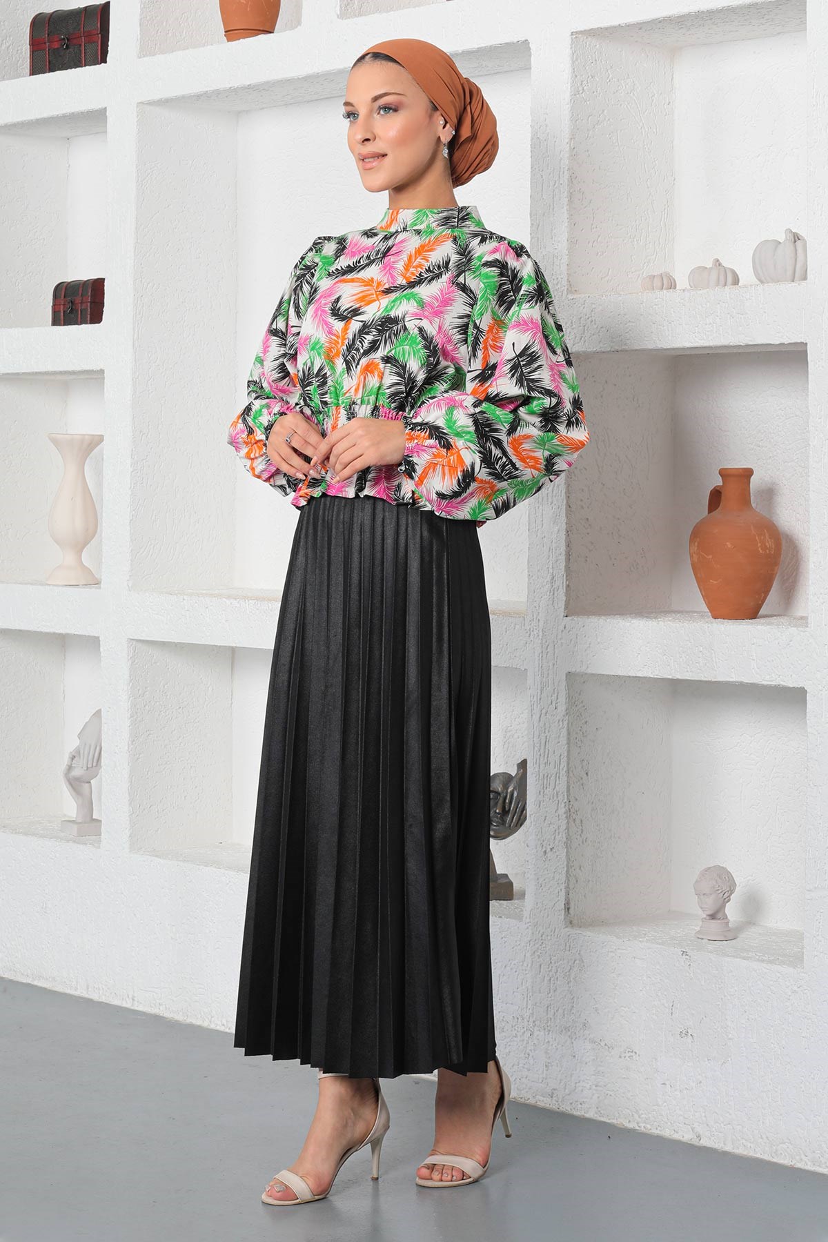 Desenli Lastikli Bluz Siyah 19800