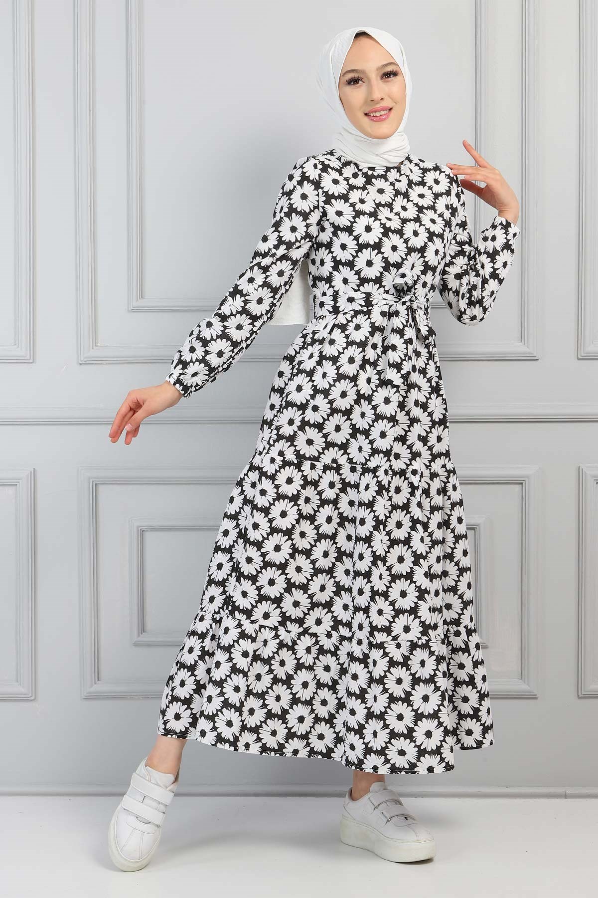 Çiçek Desenli Kemerli Elbise Siyah 13600