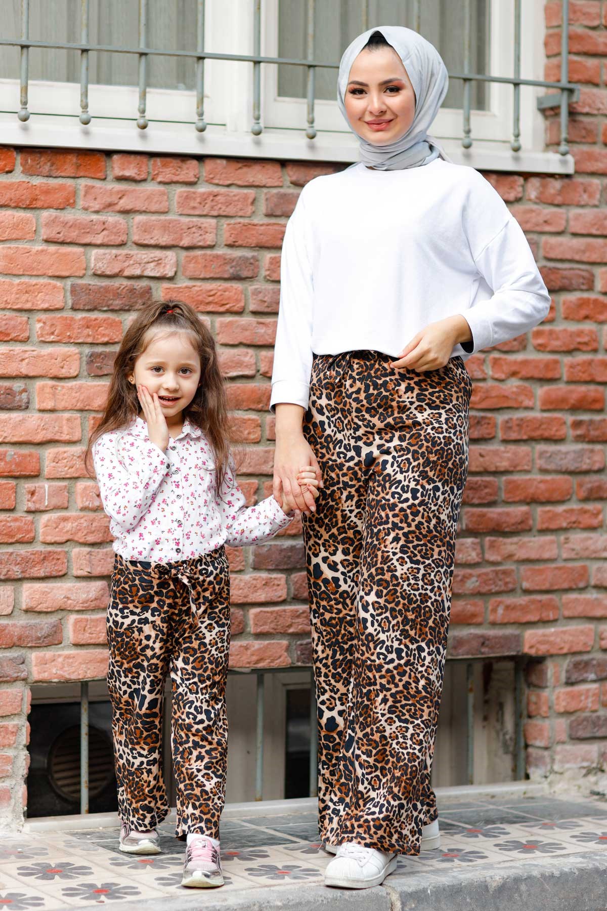 Desenli Çocuk Pantolon Vizon 10628