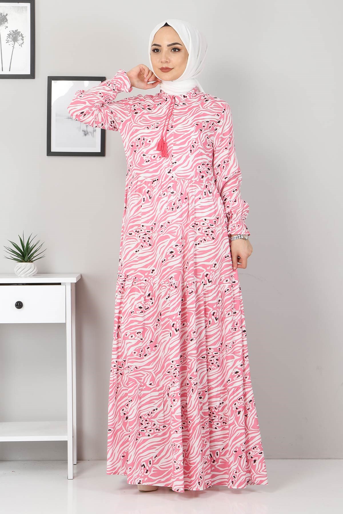 Desenli Pileli Tesettür Elbise Pembe 9927