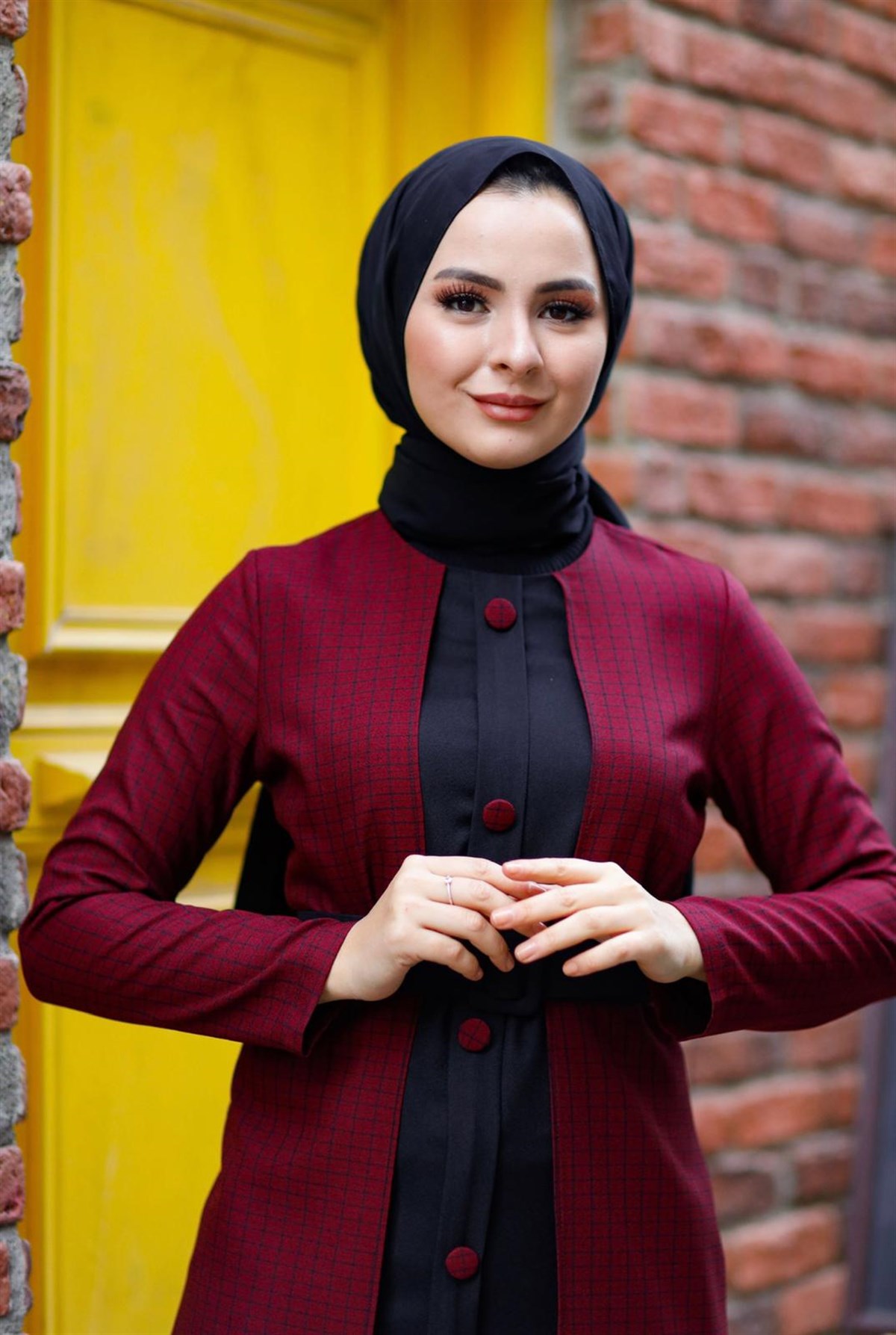 Düğme Aksesuarlı Tesettür Elbise Bordo 10409