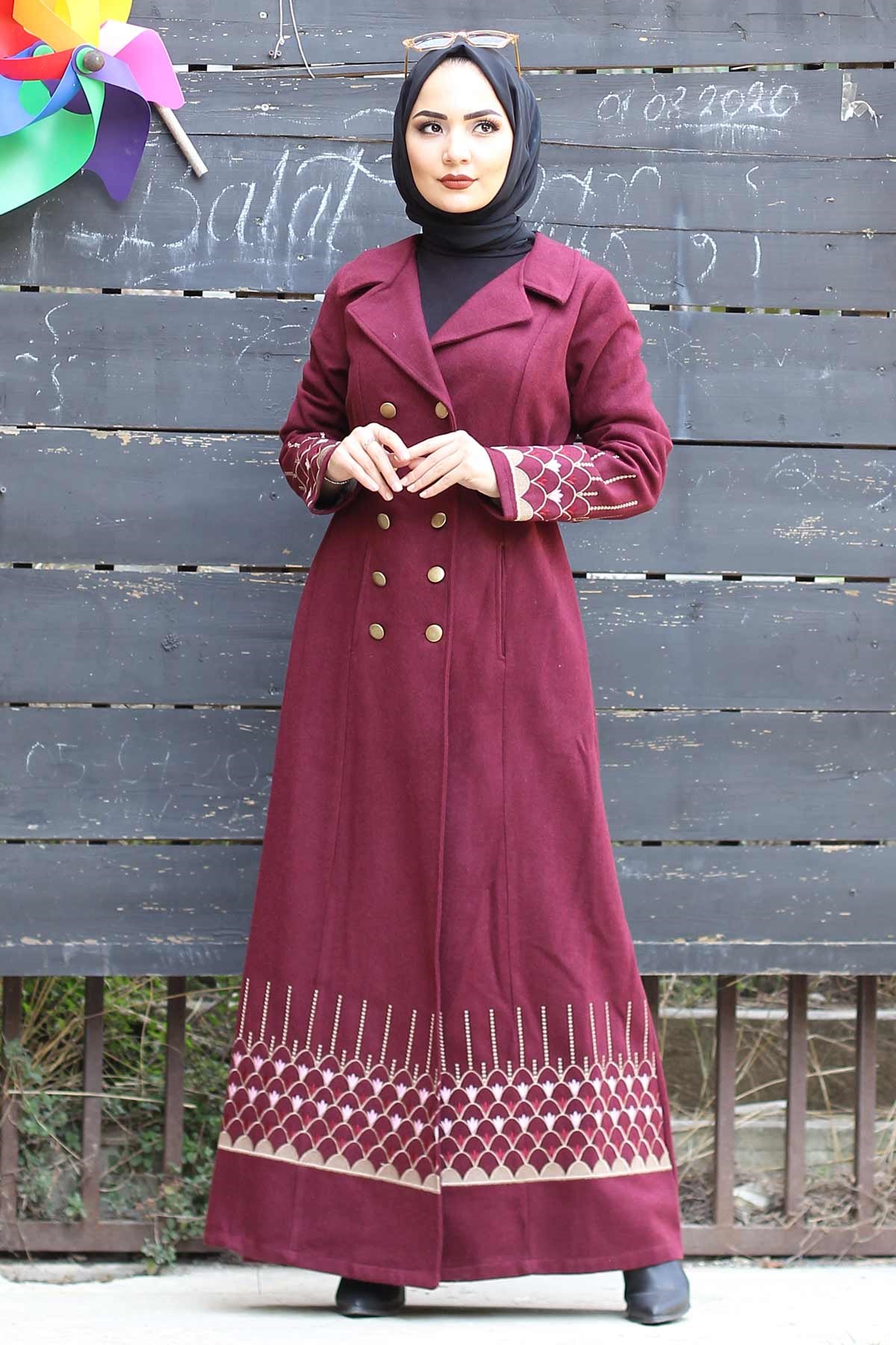 Nakış Detaylı Tesettür Kaşe Bordo Bordo 10159-2