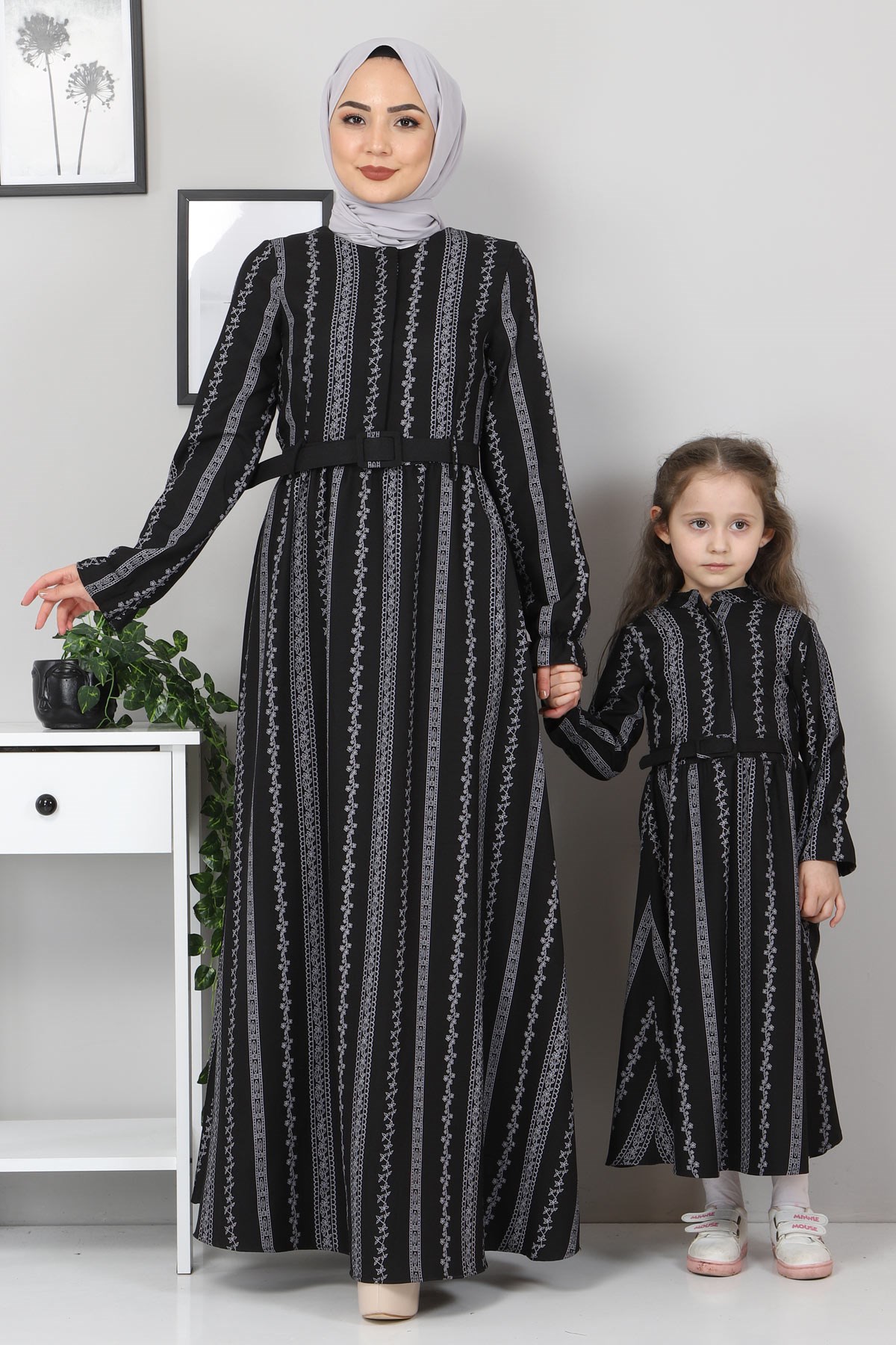 Şerit Çiçekli Anne Elbise Siyah 10434