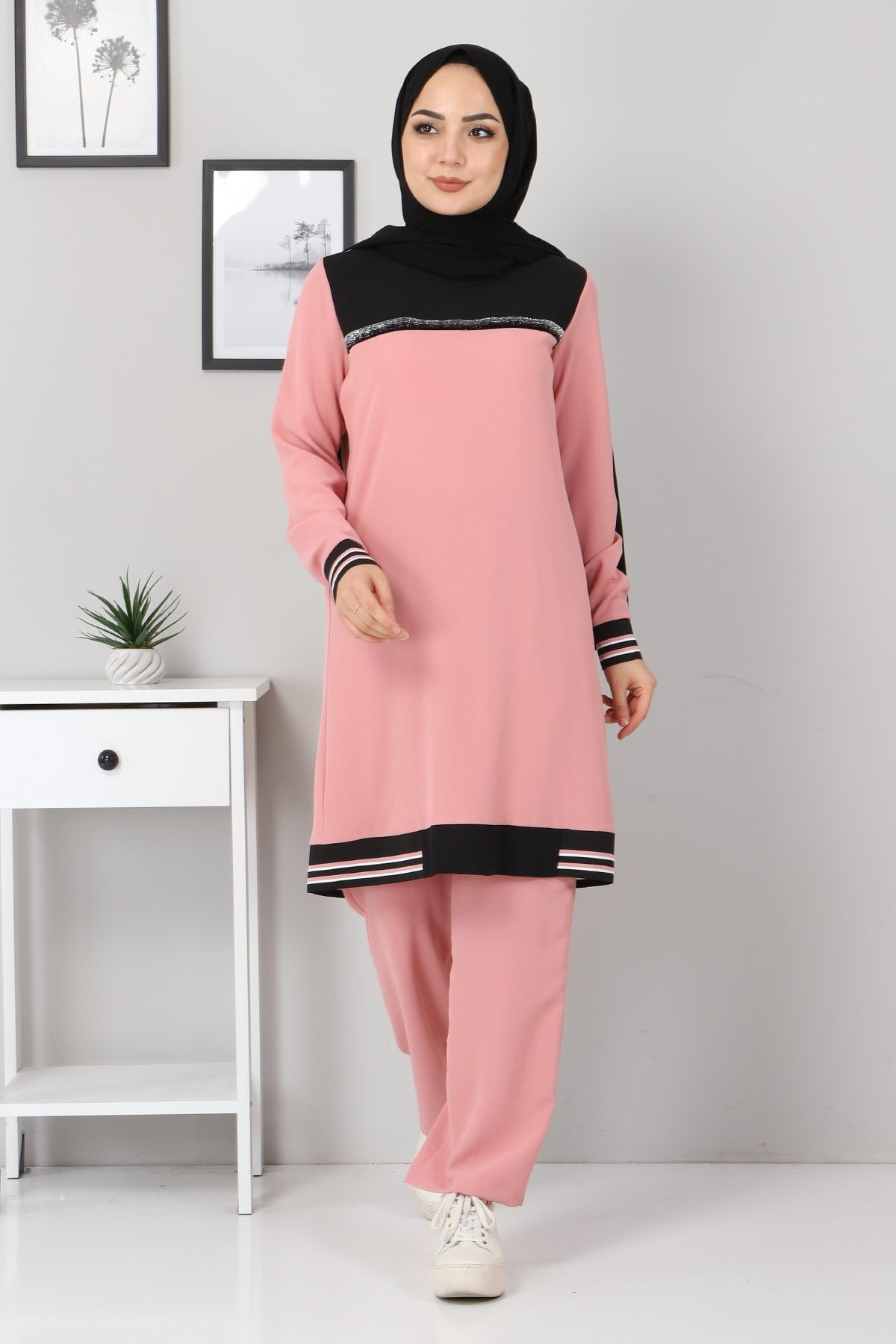 Sim Detaylı Kombin Pudra 10812