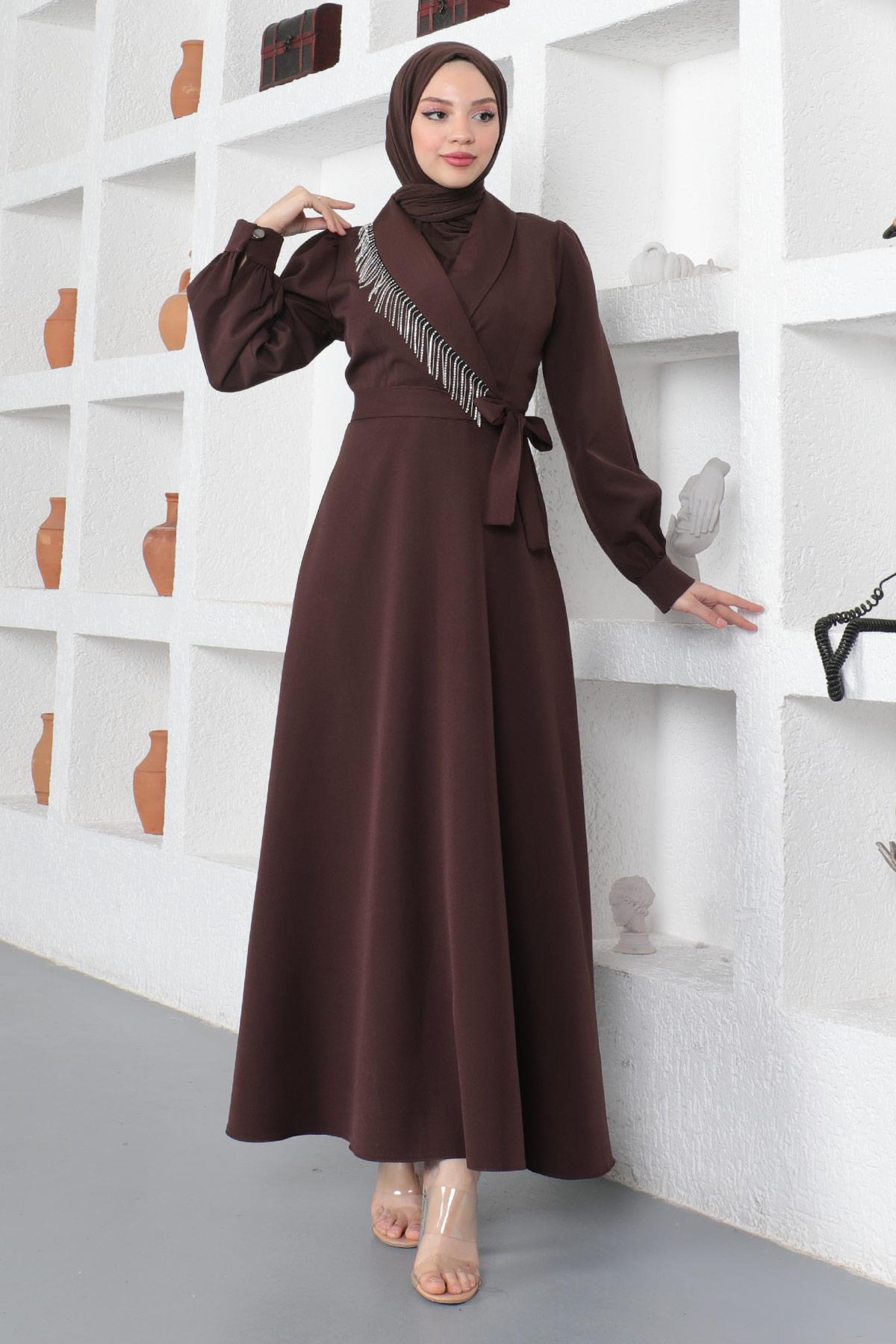 Taş Püsküllü Elbise Kahverengi 18700 - Modamihram