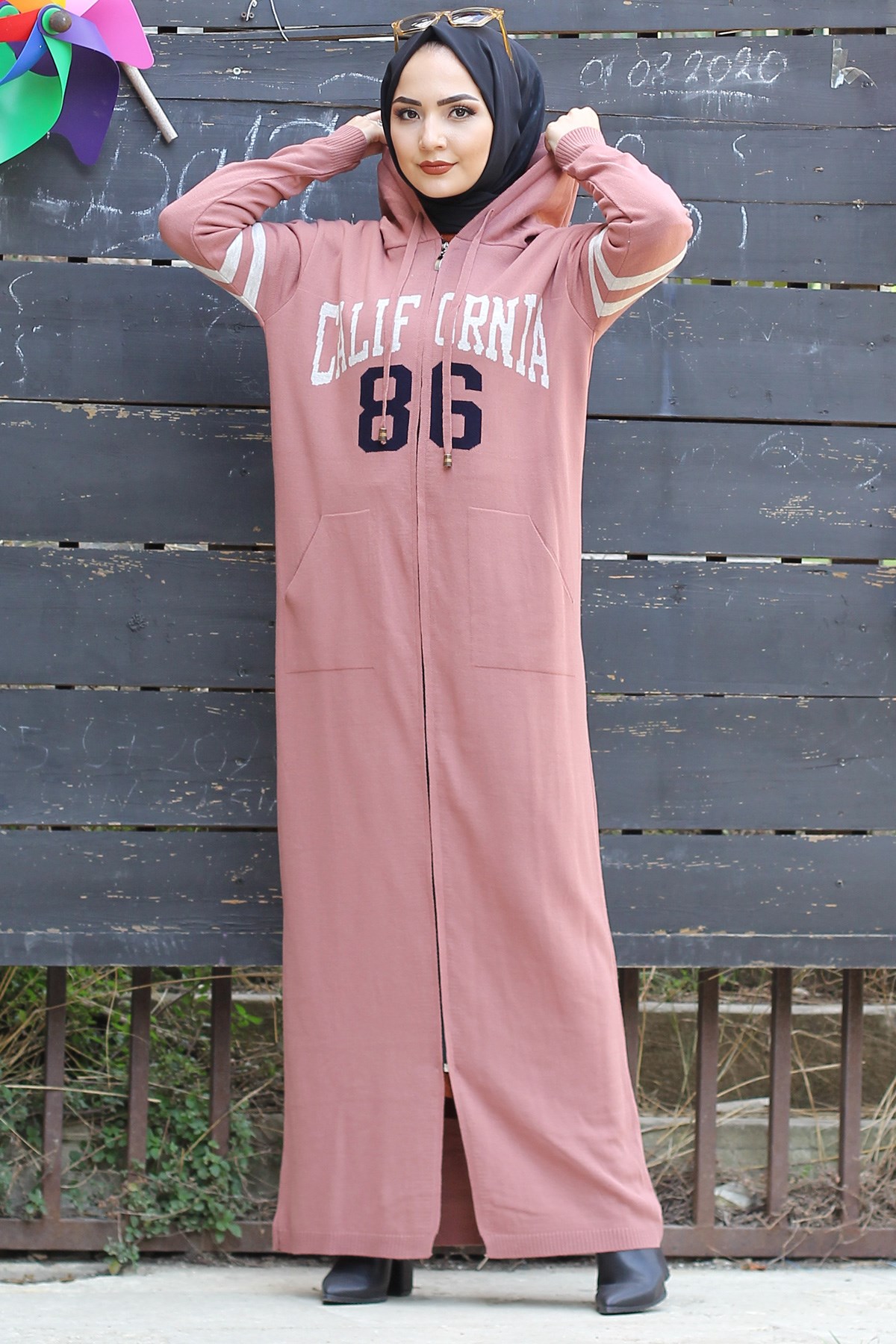 Yazılı Baskılı Tesettür Triko Elbise Pudra Pudra 0716-3