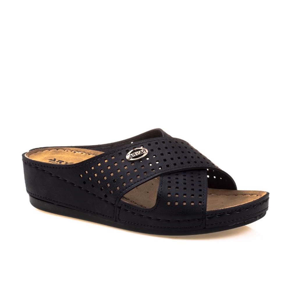 Aryan Siyah Kadın Çapraz Delikli Terlik