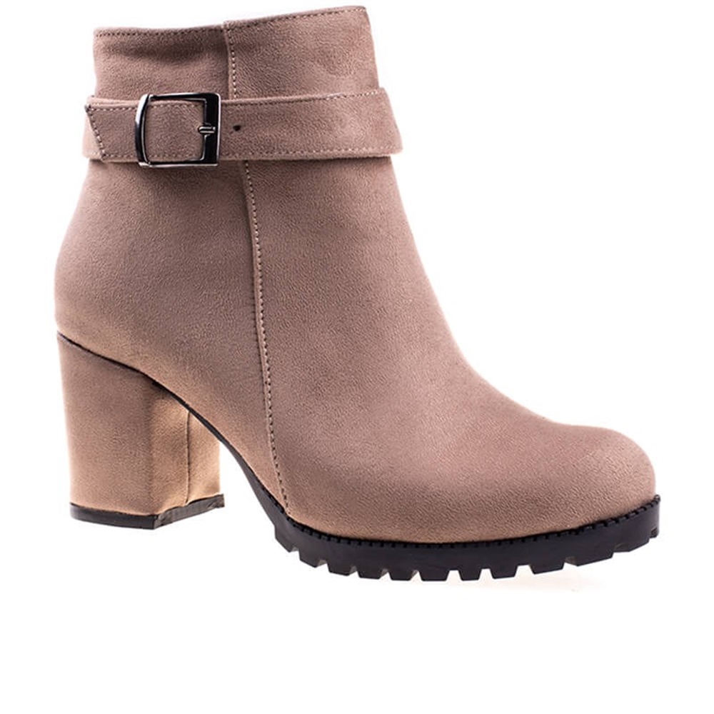 M2S Krem Kadın Kemerli Klasik Süet Bot