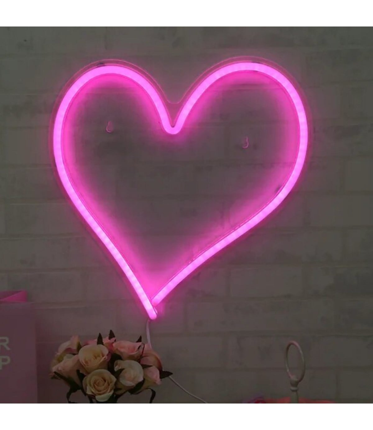Neon led ışık,kalp temalı duvar süsü,dekoru, tabelası, kişiye sevgiliye özel hediye, sıradışı hediye