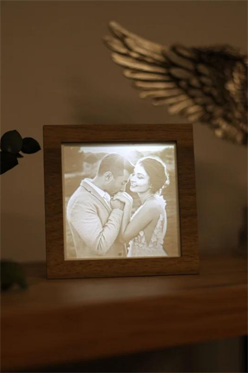 Kişiye Özel Fotoğraflı Lithophane Lithofan LED li Gece Ahşap Lambası 3D Masa lambası