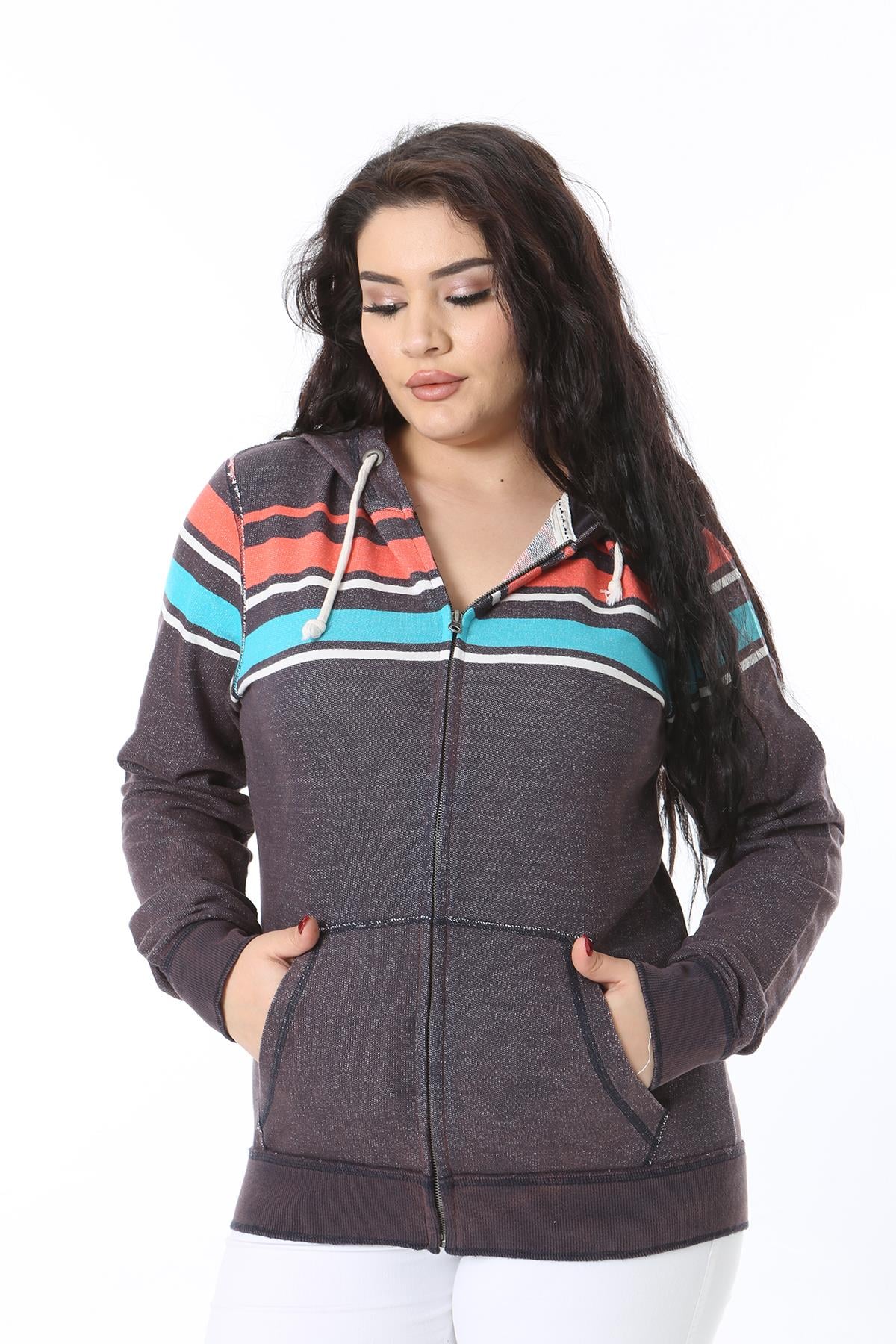 Kadın Büyük Beden Kahve Ön Fermuar Ve Kapşonlu Kanguru Cepli Sweatshirt 65N38627