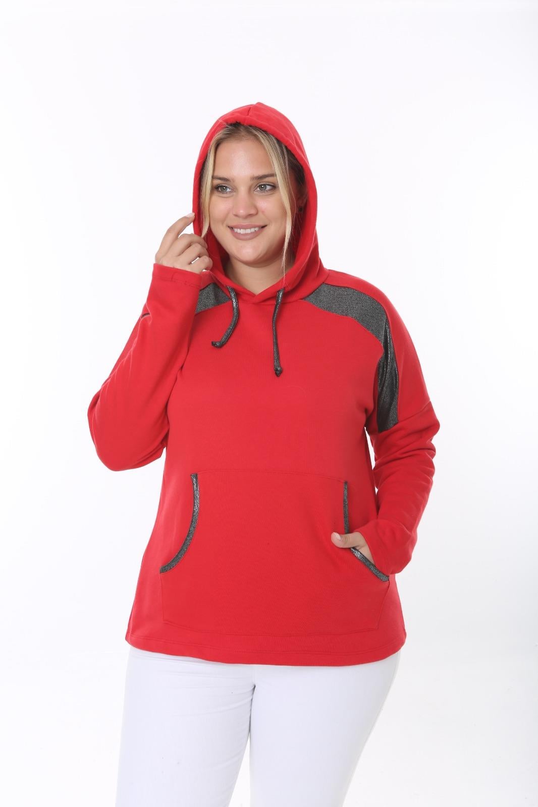 Kadın Büyük Beden Kırmızı 3 İplik Kapüşonlu Cepli Sweatshirt 65N38328