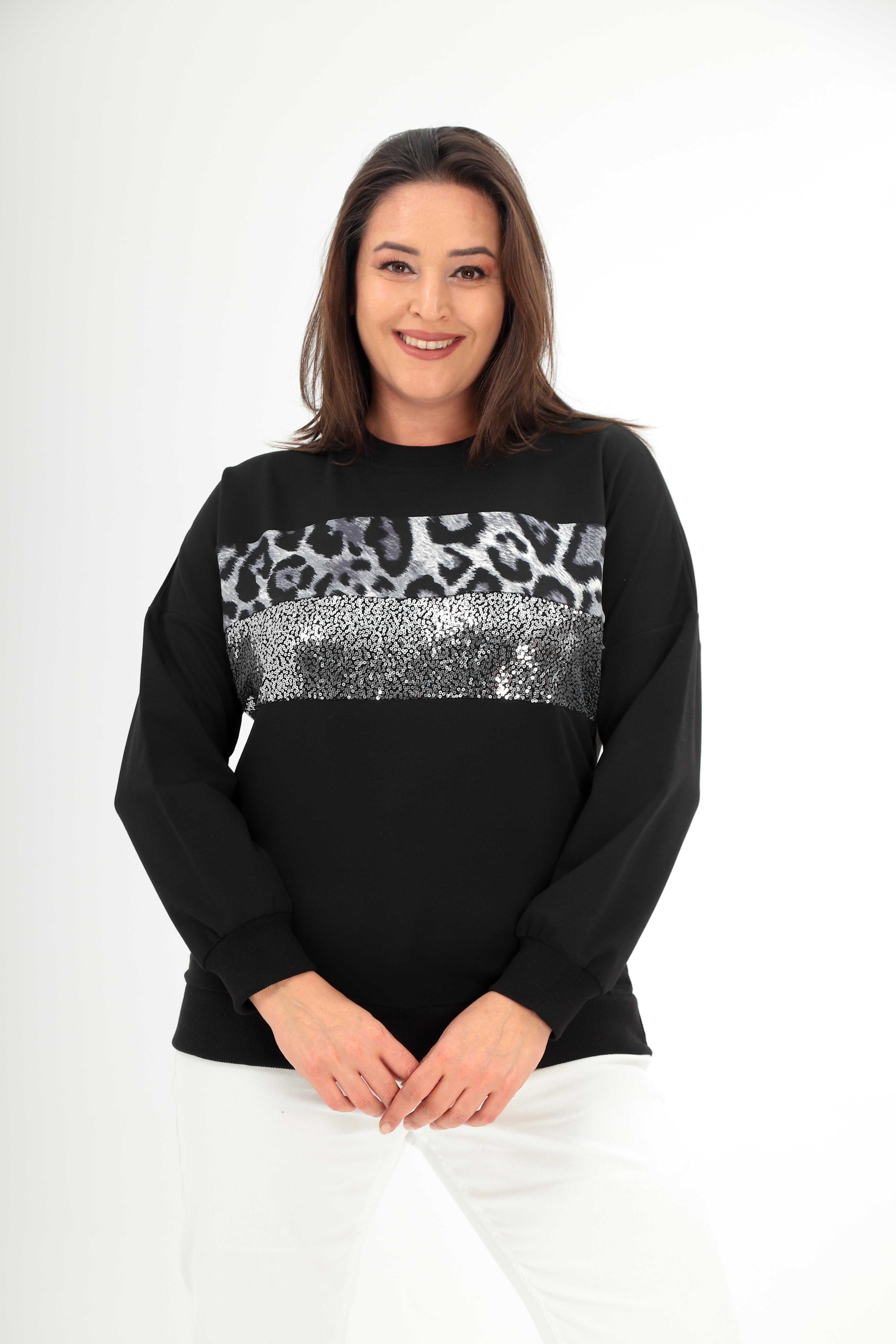 Kadın Büyük Beden Siyah Leopar Ve Pul Detaylı Bluz 65N38420