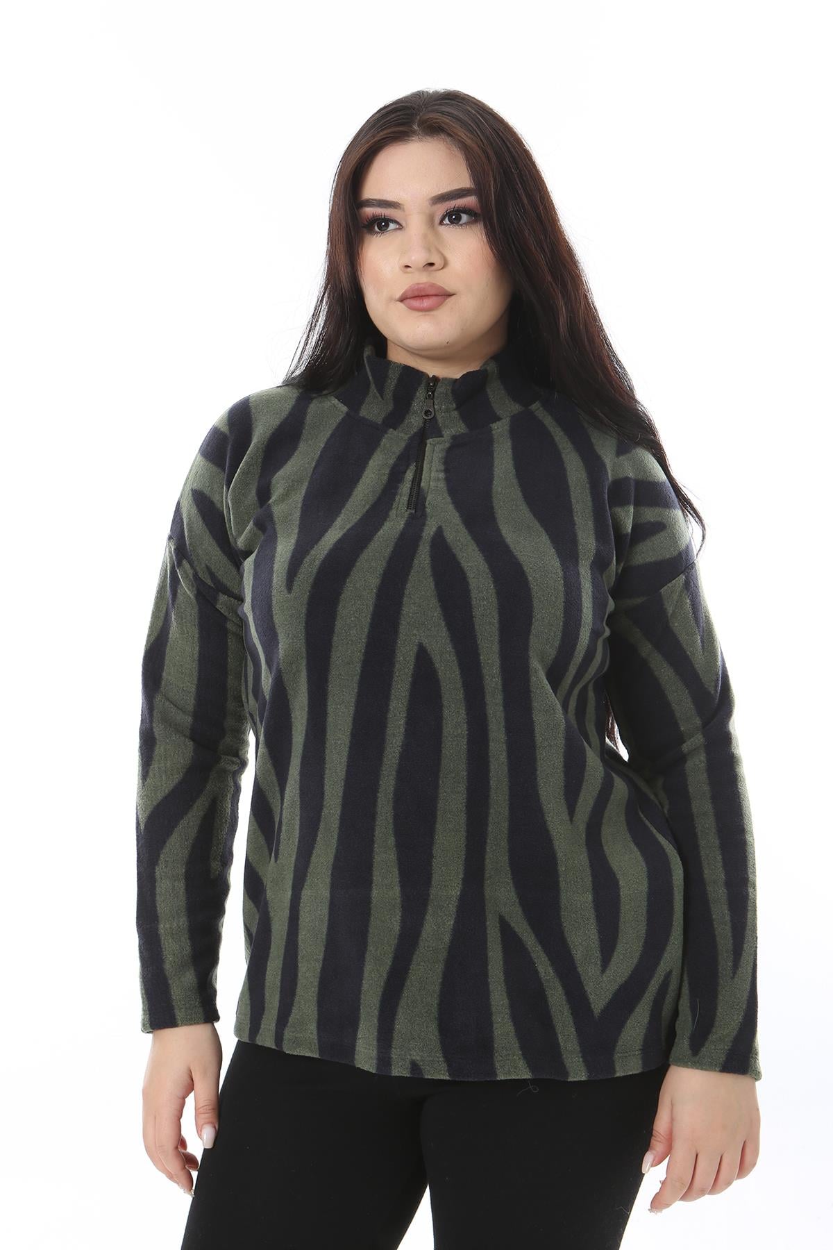 Kadın Büyük Beden Haki Pat Fermuarlı Polar Sweatshirt 65N38519
