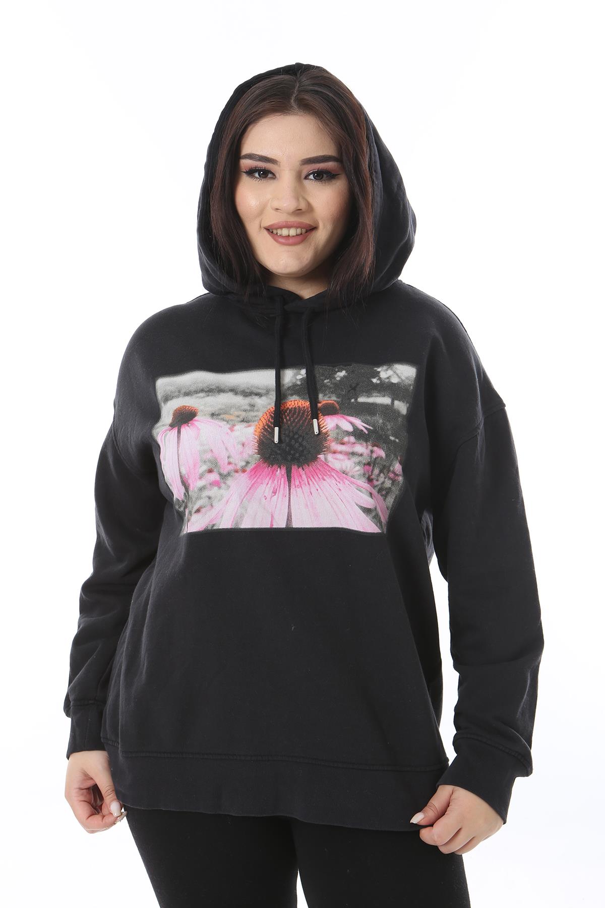 Kadın Büyük Beden Siyah Kapşonlu Ön Baskılı Sweatshirt 65N38687